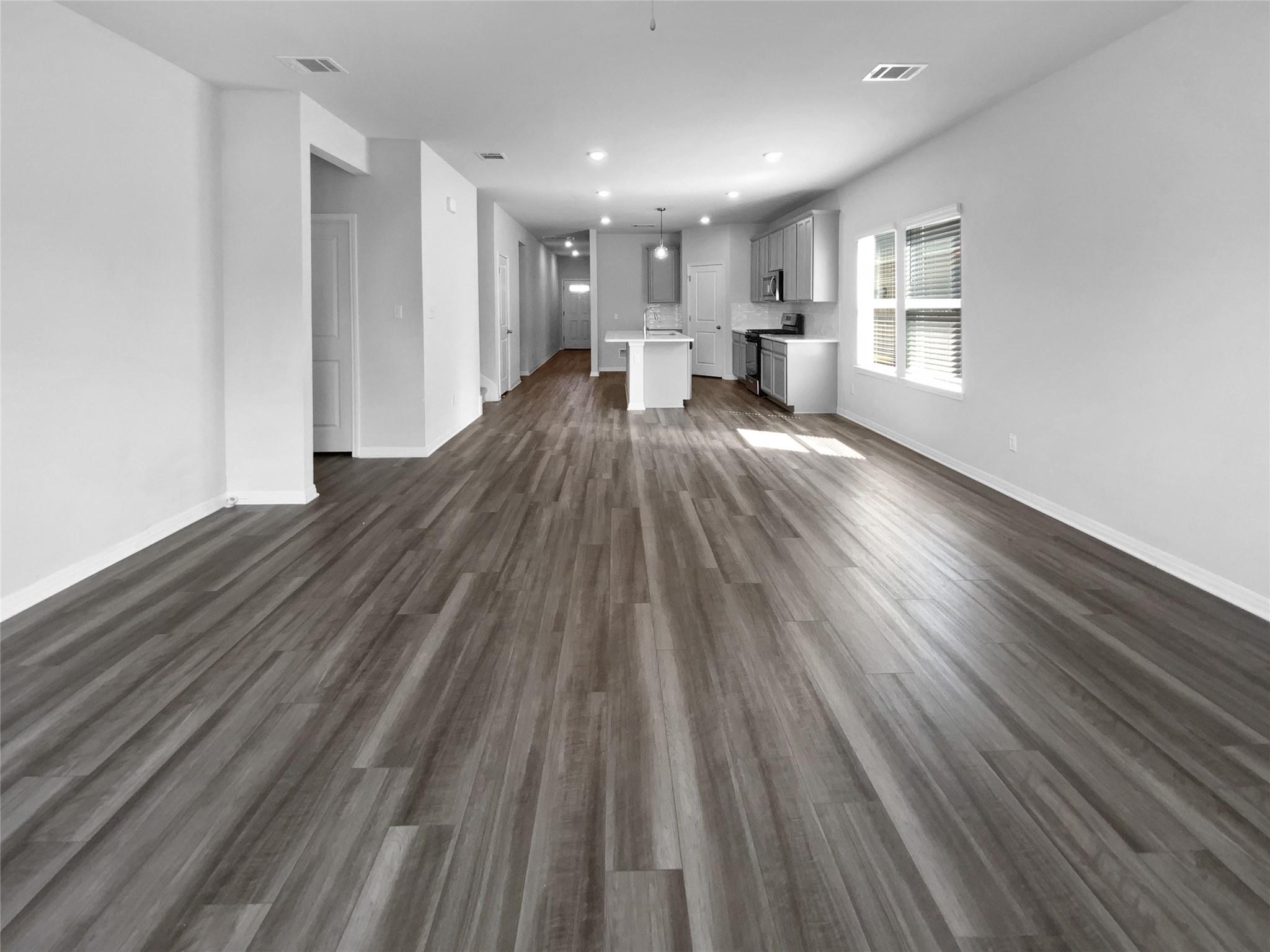 220 Sun Grove Trl, Georgetown, TX 78628