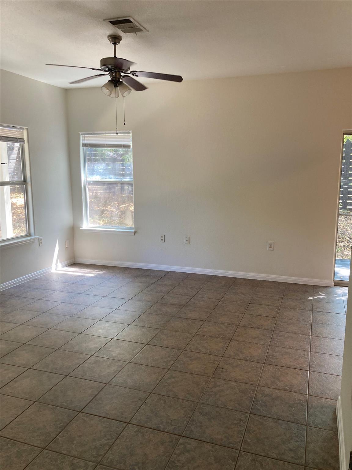 2911 E 13th St # B, Austin, TX 78702