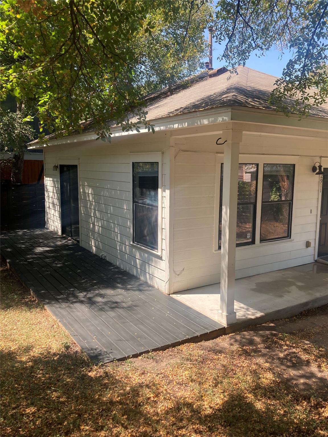 2911 E 13th St # B, Austin, TX 78702