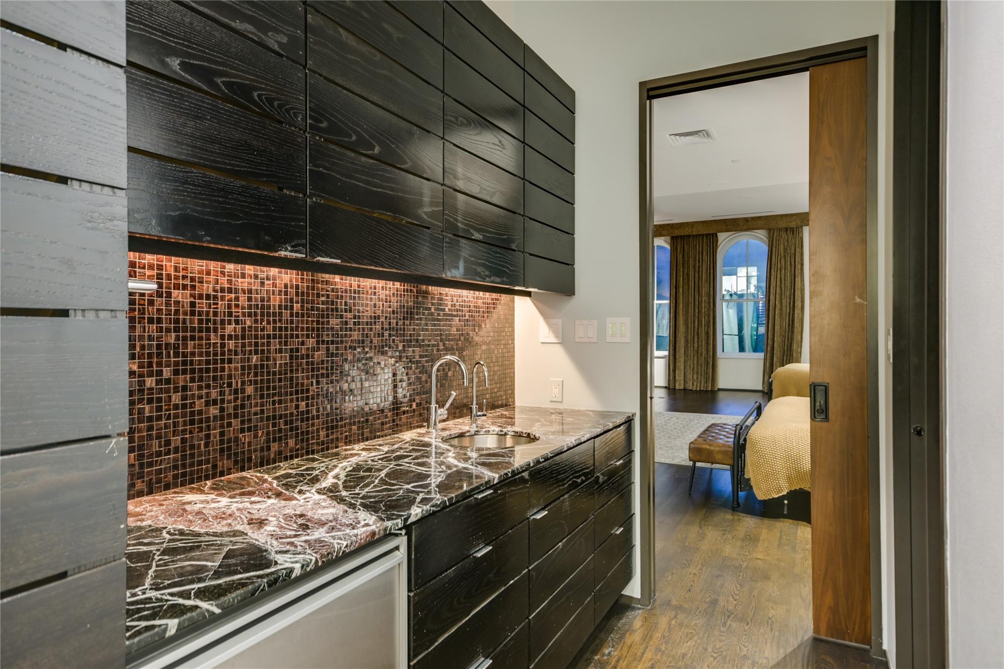 811 Congress Ave, Austin, TX 78701