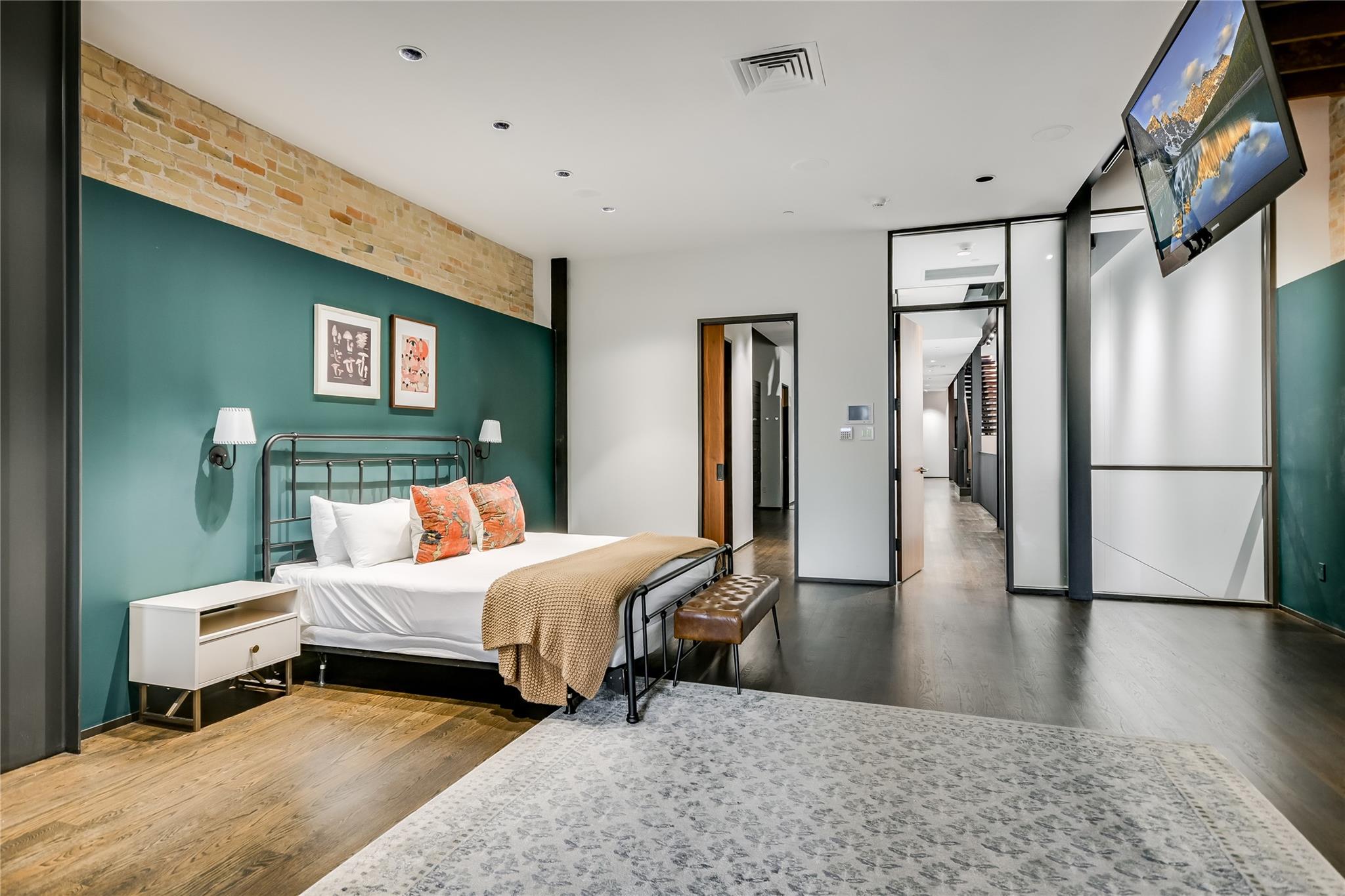 811 Congress Ave, Austin, TX 78701