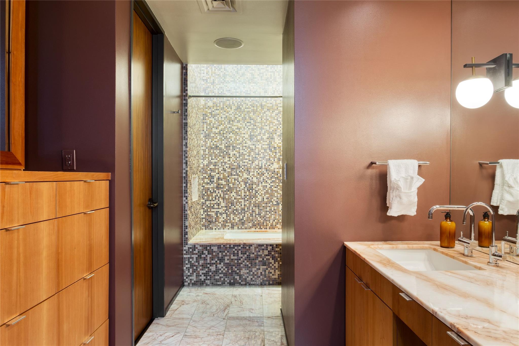 811 Congress Ave, Austin, TX 78701