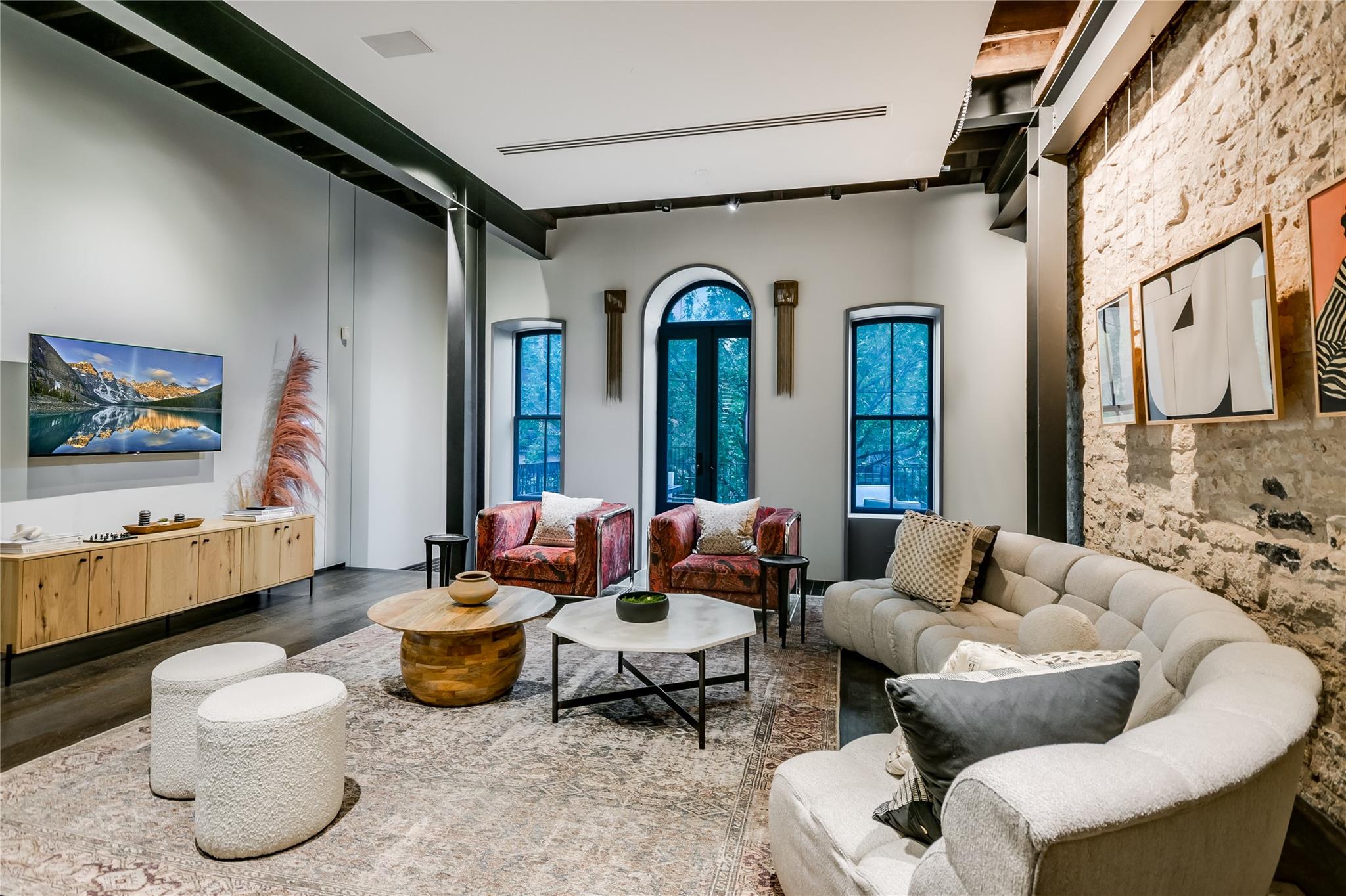 811 Congress Ave, Austin, TX 78701