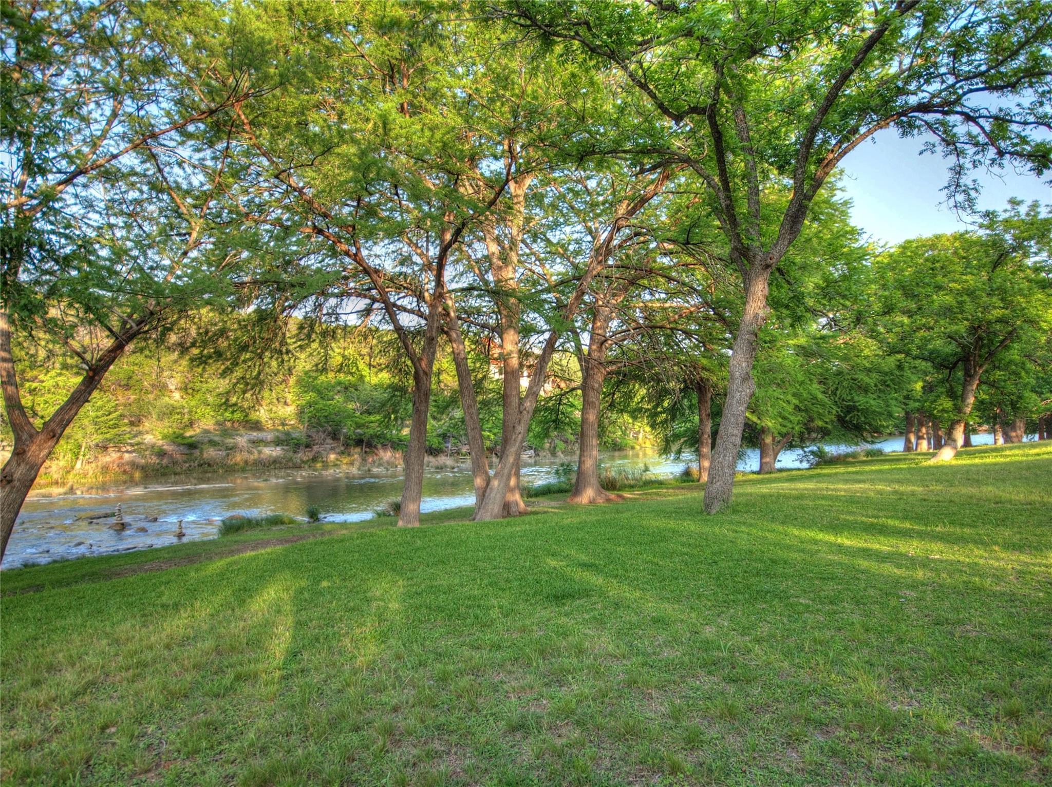 20 Meridian Dr, Wimberley, TX 78676