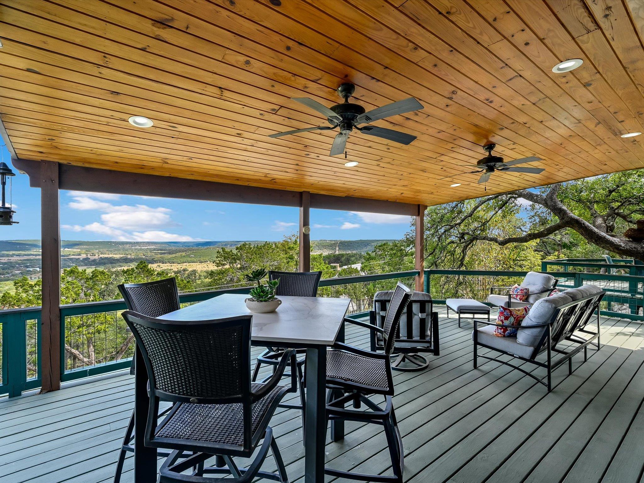 20 Meridian Dr, Wimberley, TX 78676