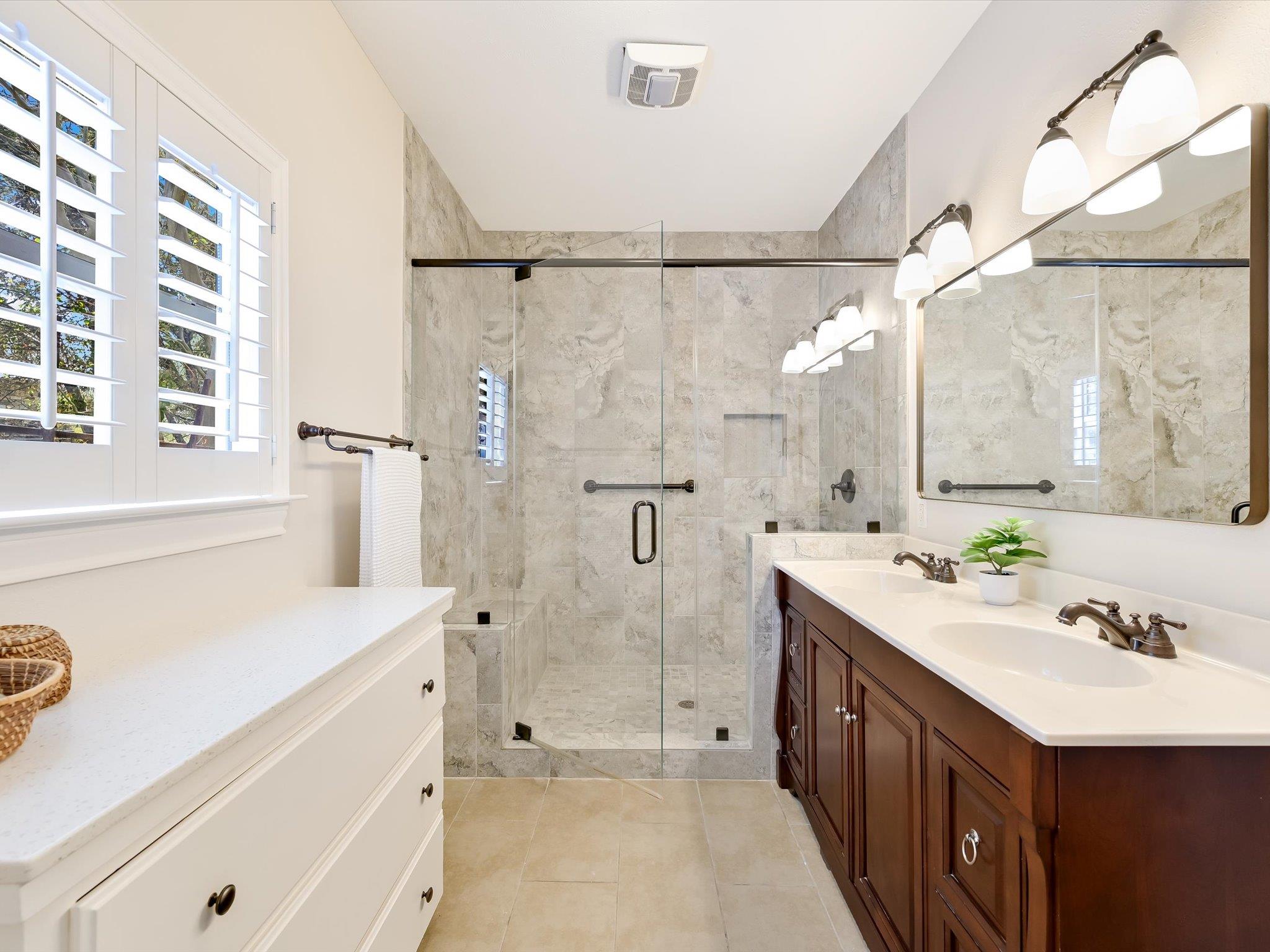 20 Meridian Dr, Wimberley, TX 78676