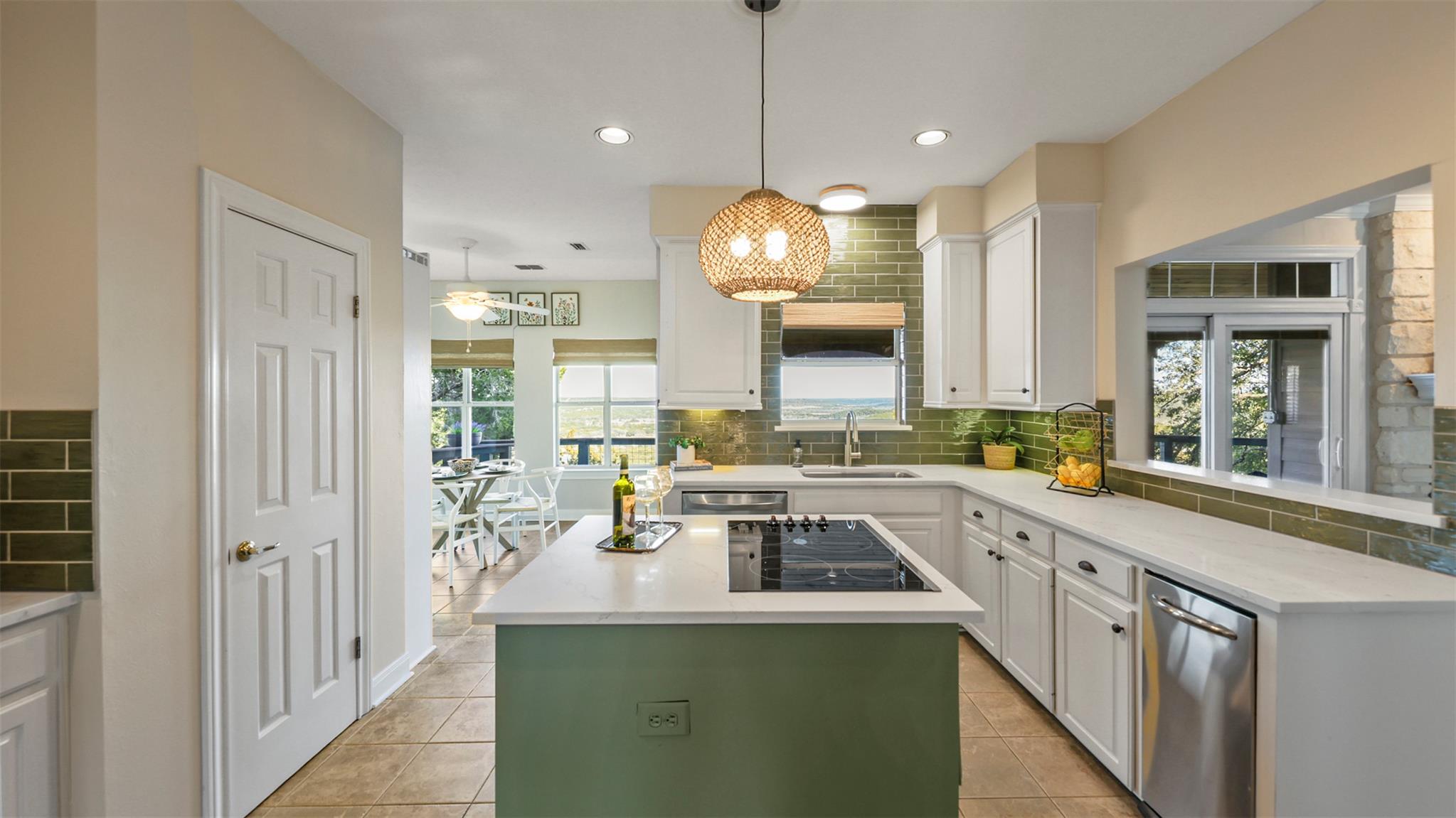 20 Meridian Dr, Wimberley, TX 78676