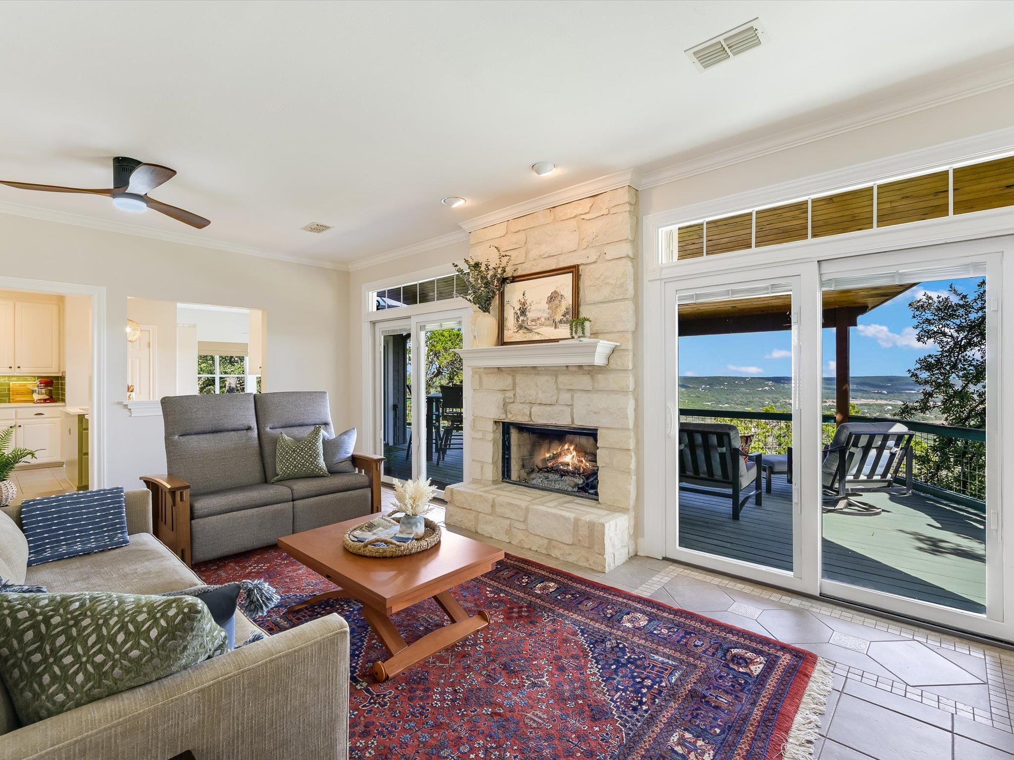 20 Meridian Dr, Wimberley, TX 78676