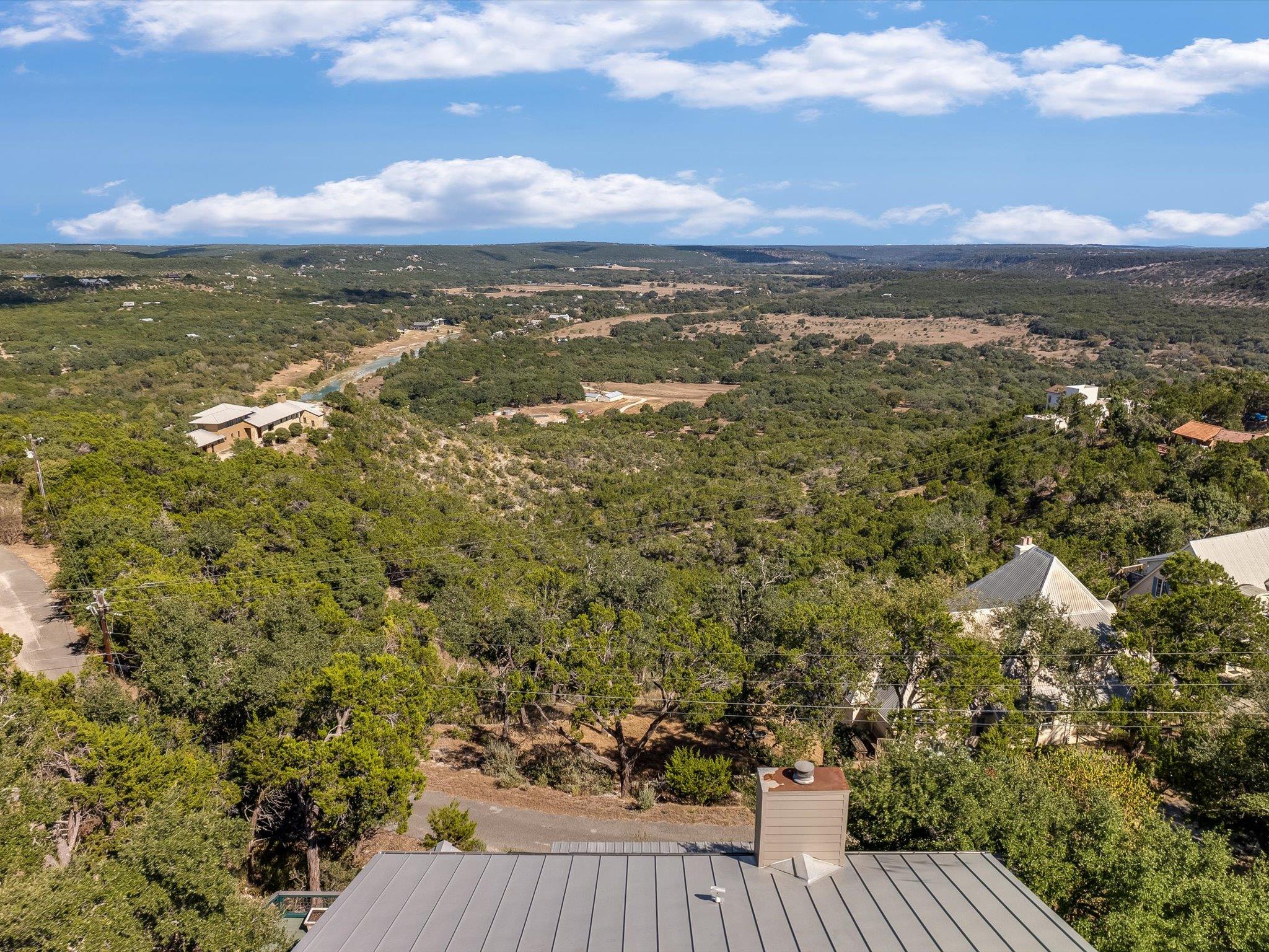 20 Meridian Dr, Wimberley, TX 78676