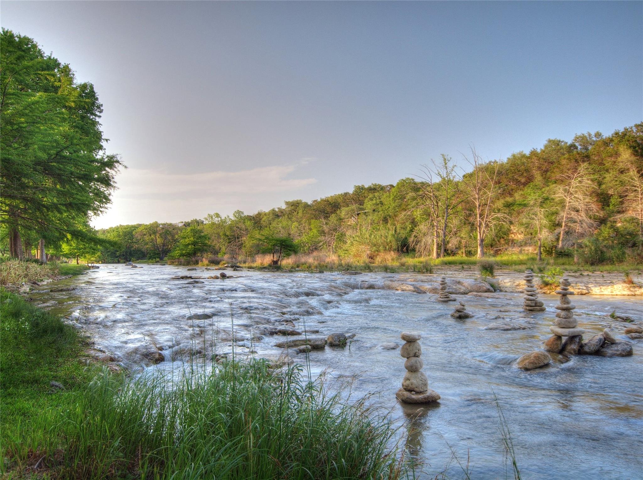 20 Meridian Dr, Wimberley, TX 78676