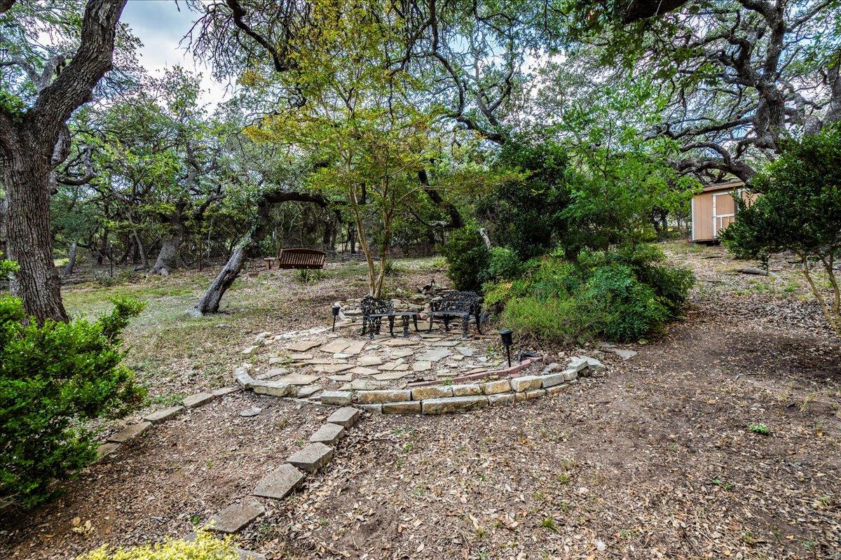 251 Oak Grove Dr, Dripping Springs, TX 78620