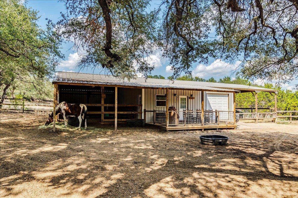 251 Oak Grove Dr, Dripping Springs, TX 78620