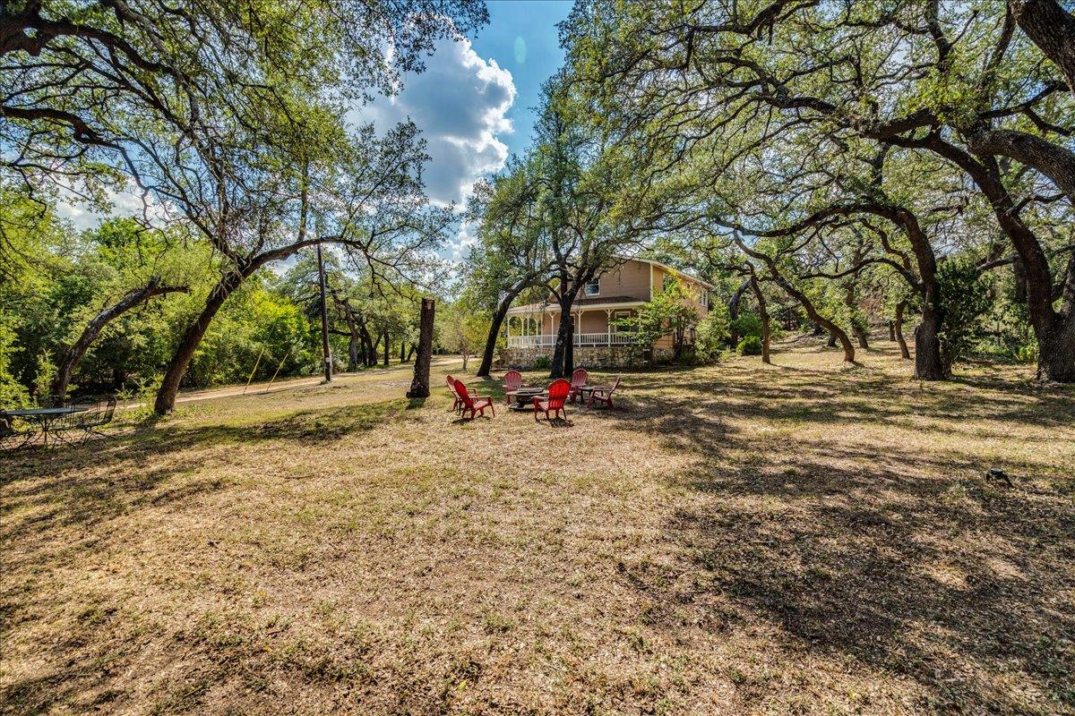 251 Oak Grove Dr, Dripping Springs, TX 78620