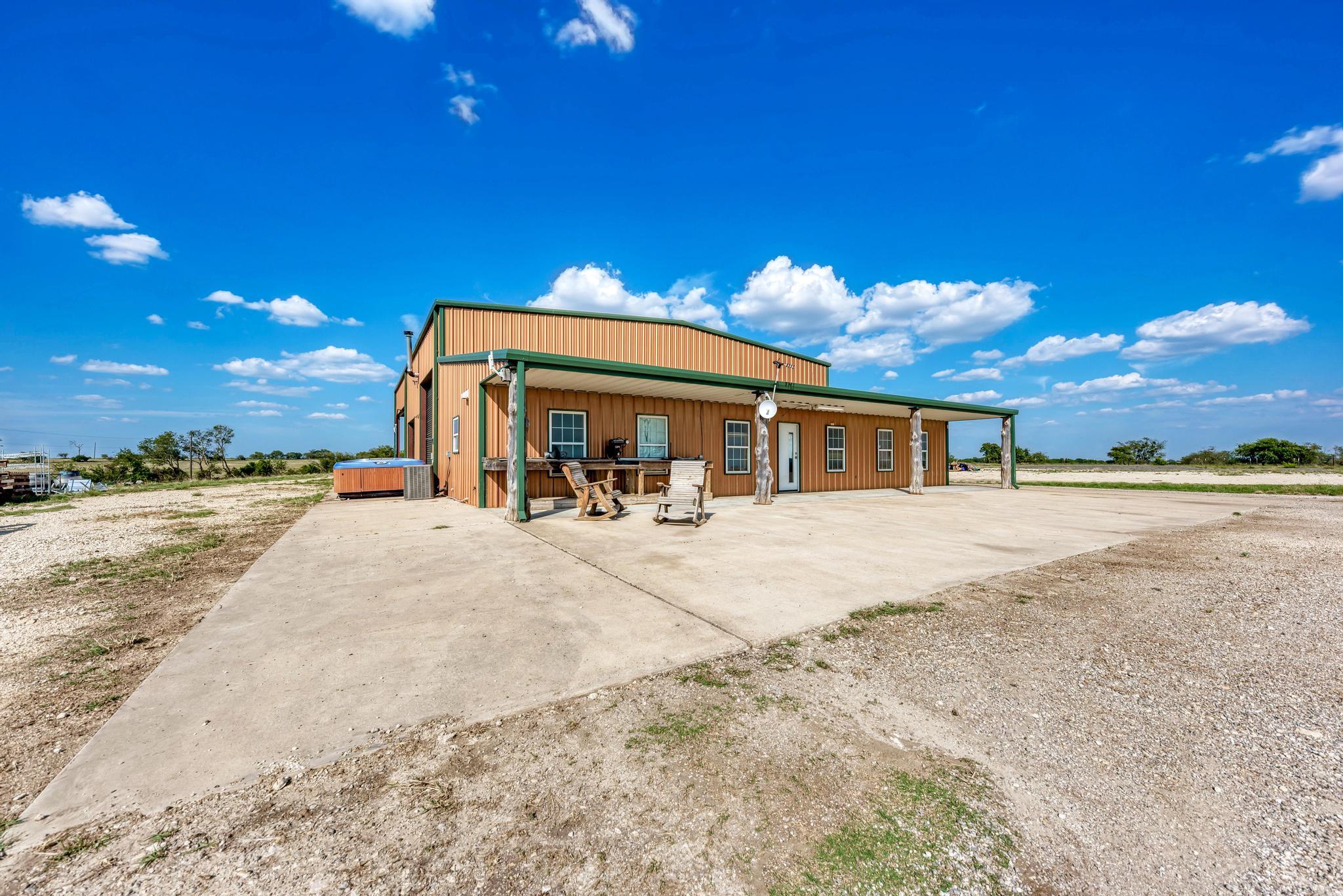 1155 County Road 304, Oglesby, TX 76561