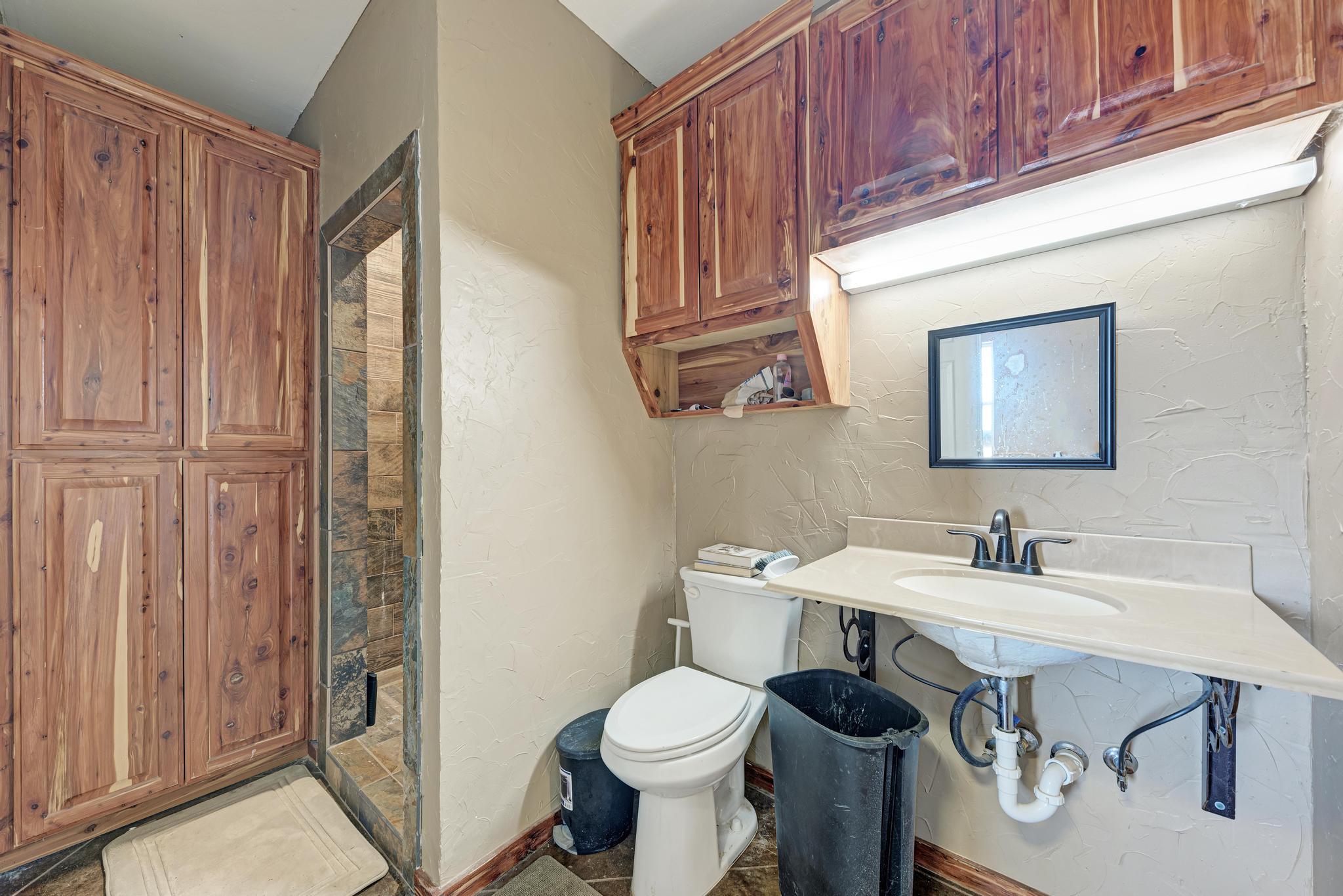 1155 County Road 304, Oglesby, TX 76561