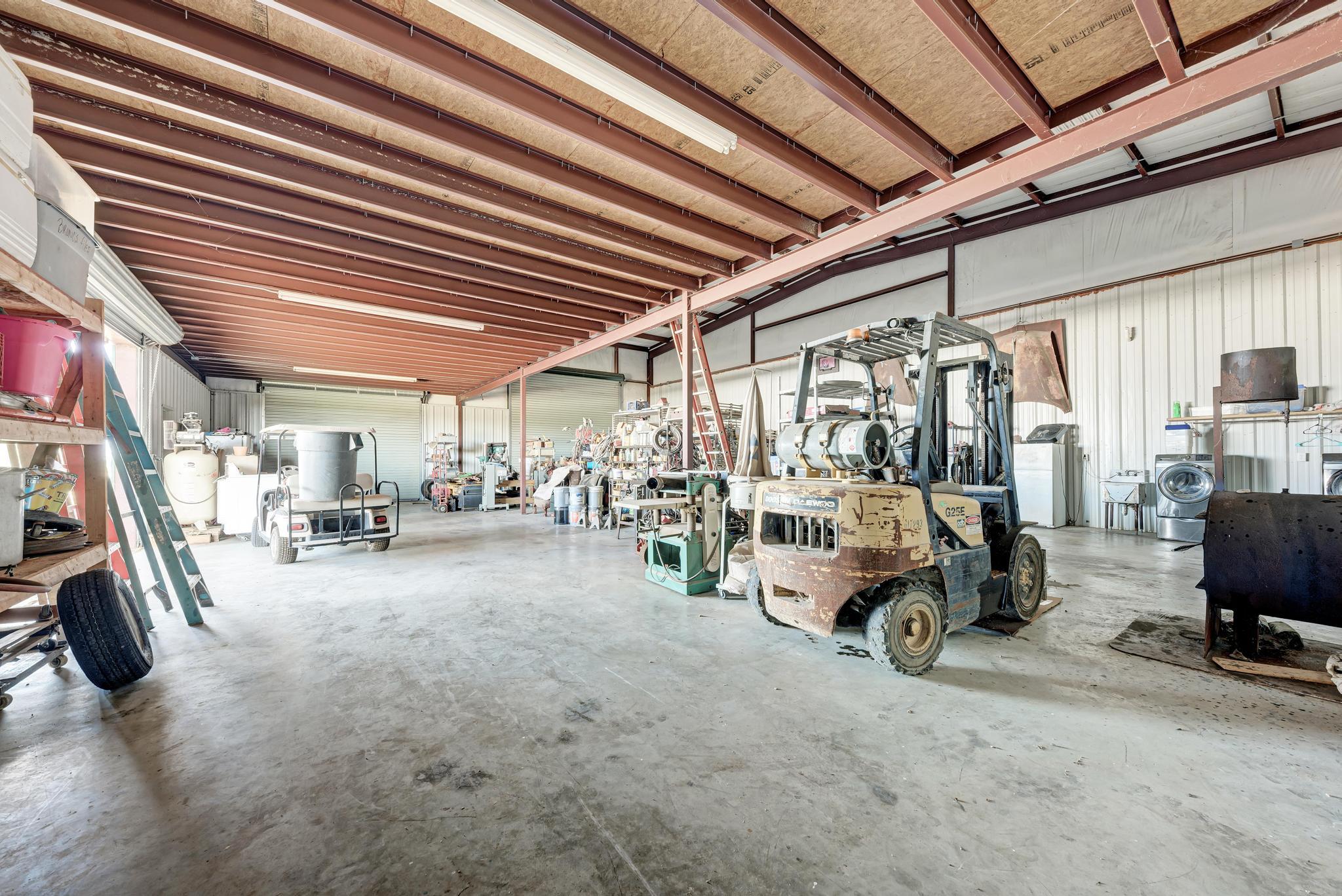 1155 County Road 304, Oglesby, TX 76561