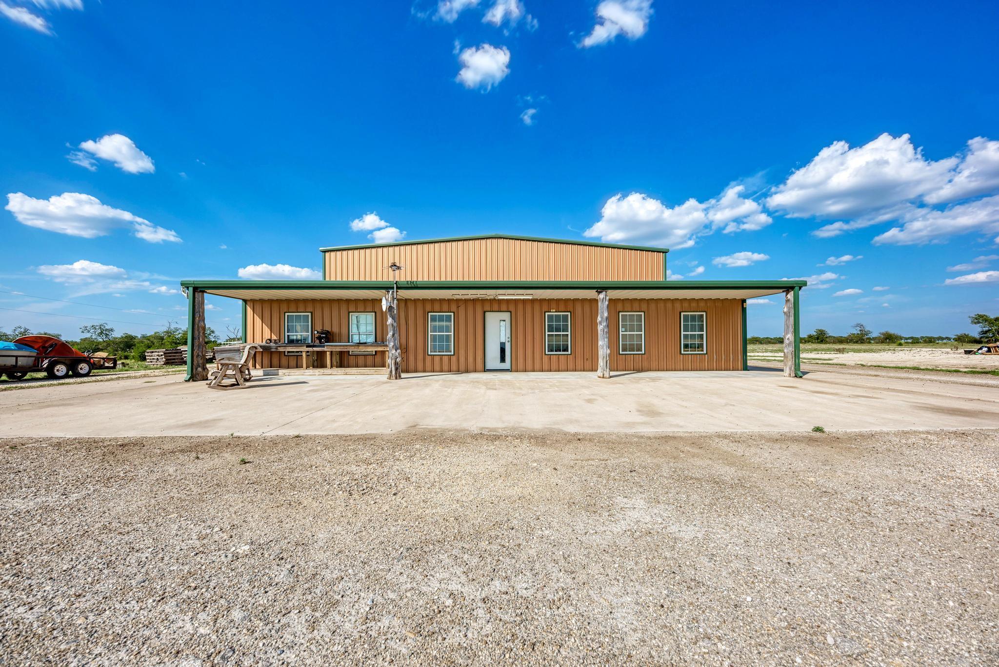 1155 County Road 304, Oglesby, TX 76561