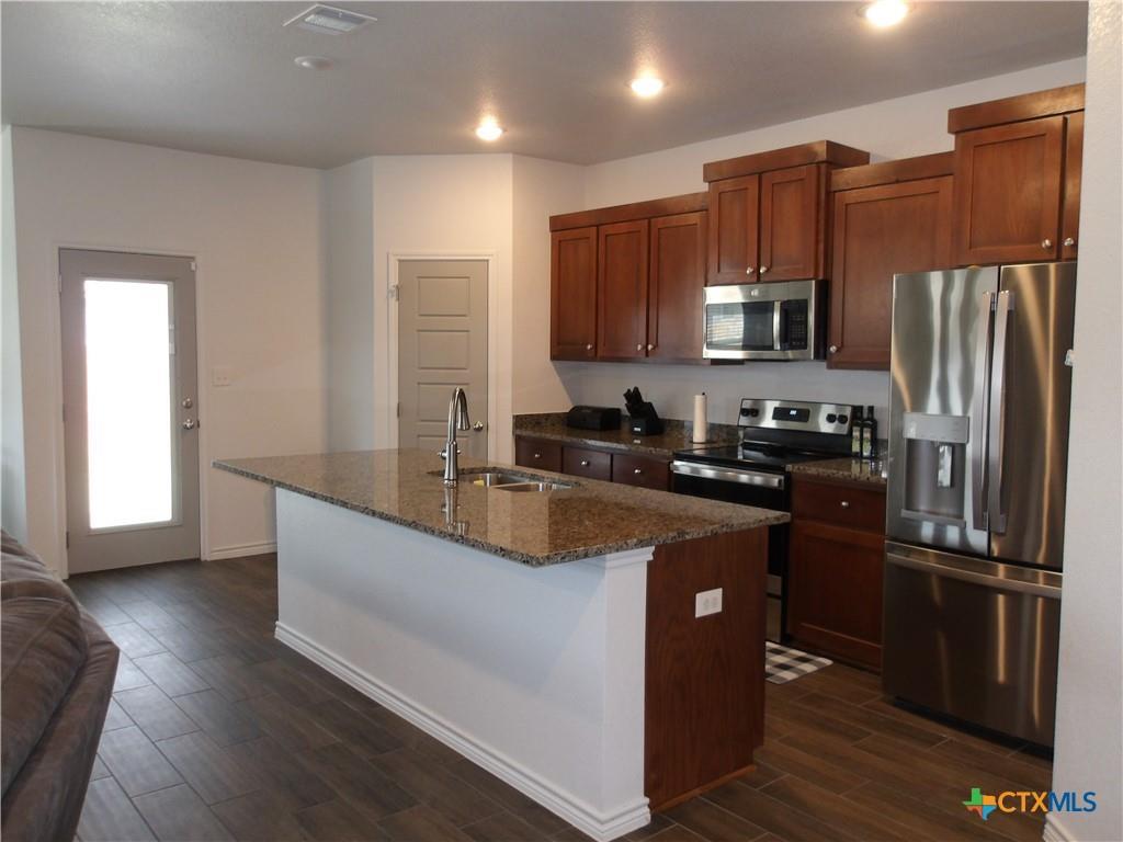 714 Freedom Cir, Nolanville, TX 76559