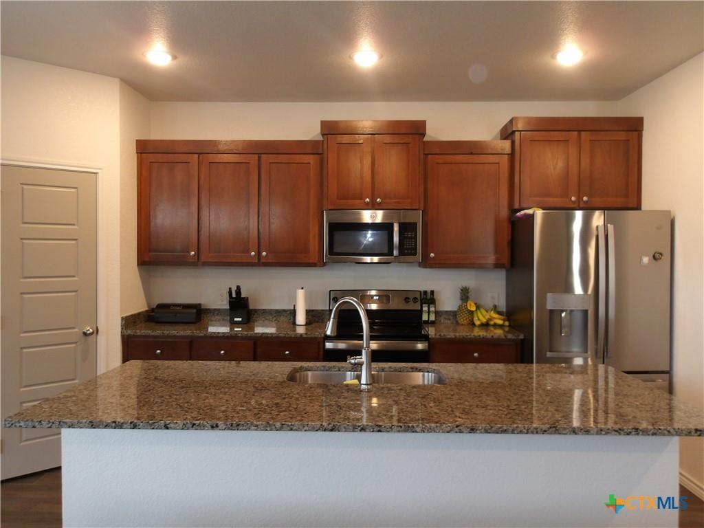 714 Freedom Cir, Nolanville, TX 76559