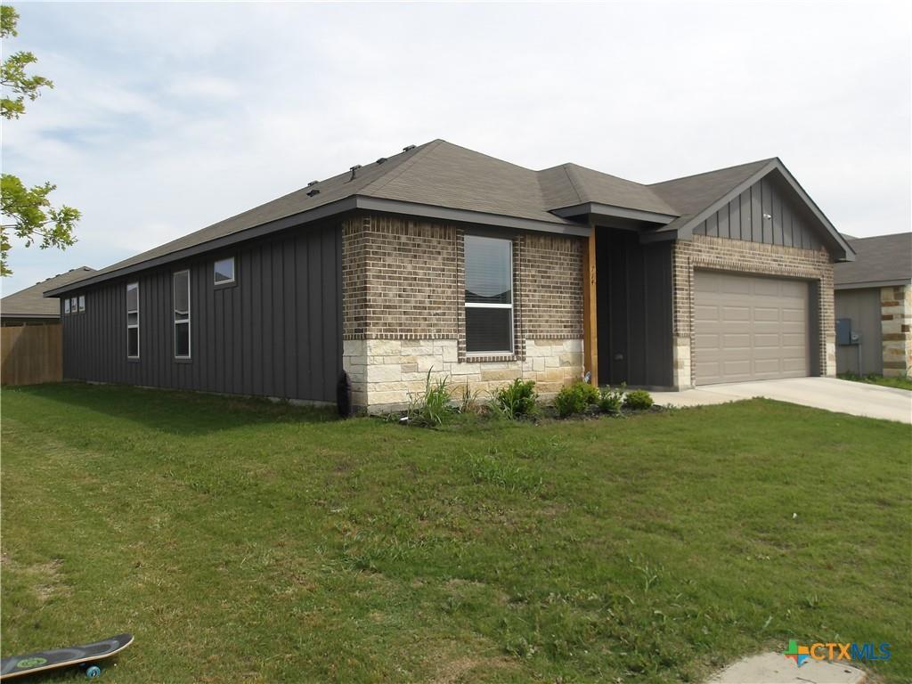 714 Freedom Cir, Nolanville, TX 76559