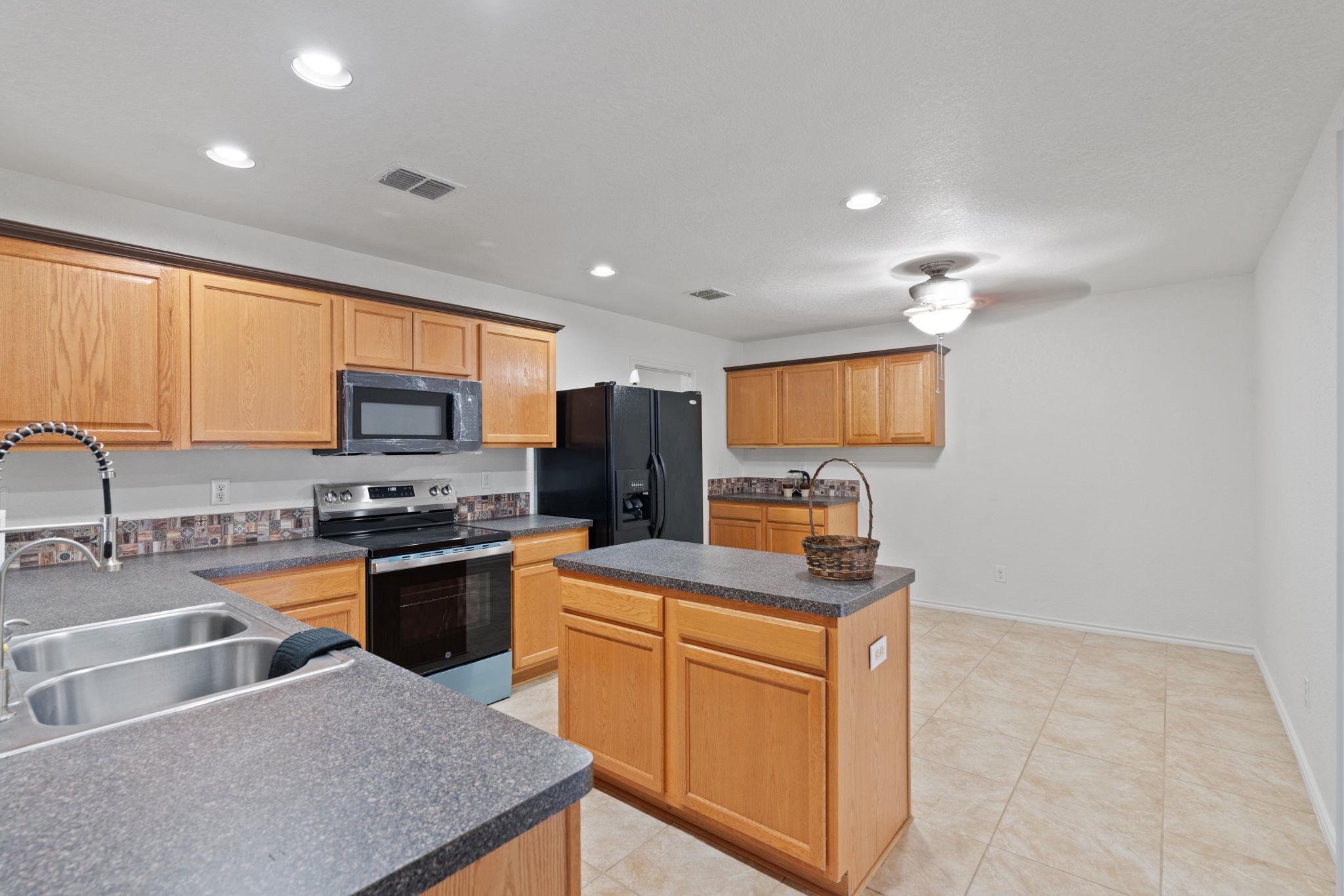 501 Gatewood Briar, Cibolo, TX 78108