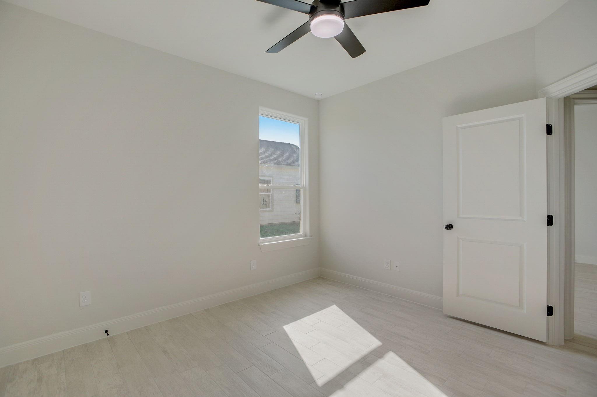 117 Callie St, Smithville, TX 78957