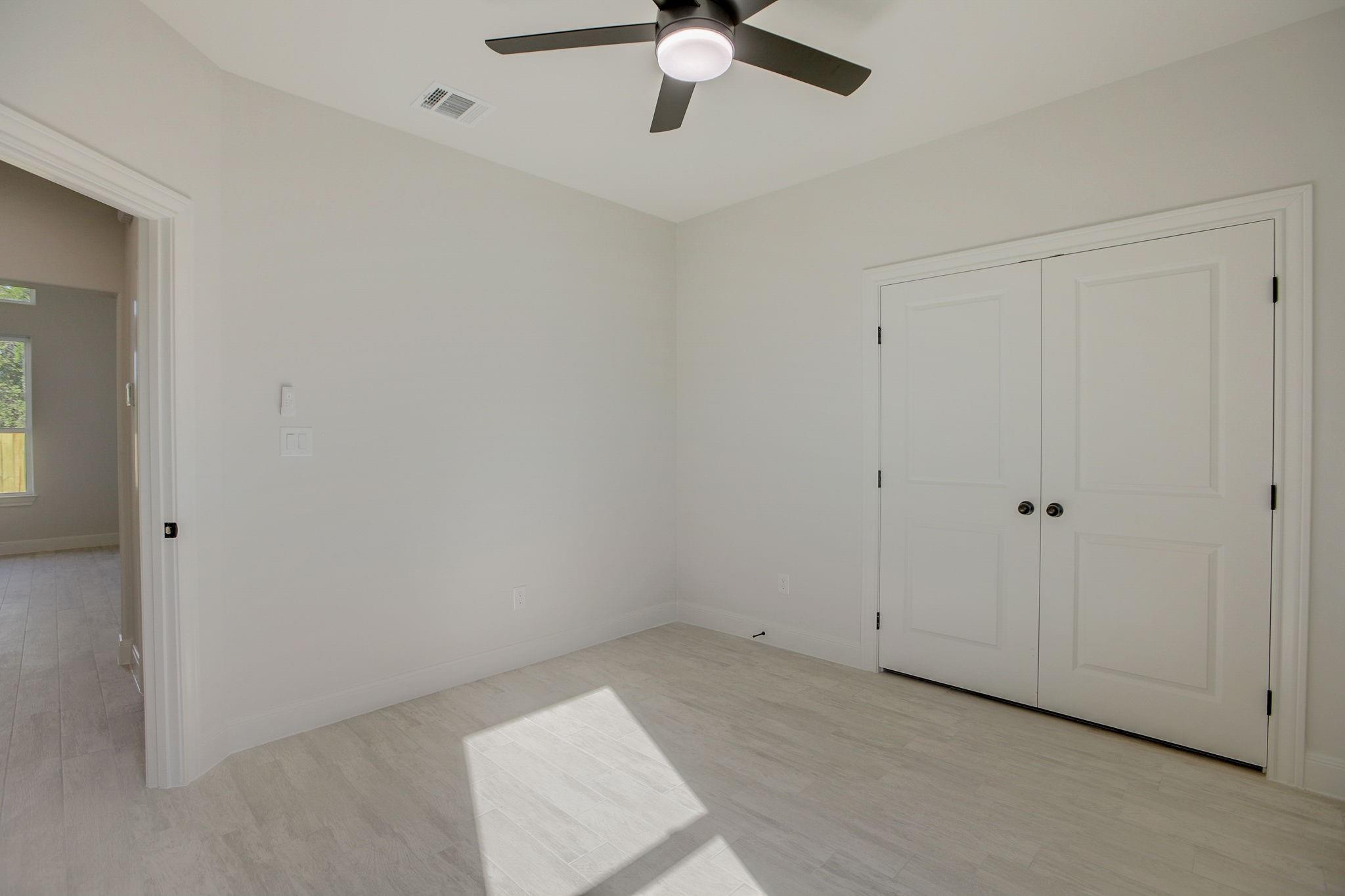 117 Callie St, Smithville, TX 78957