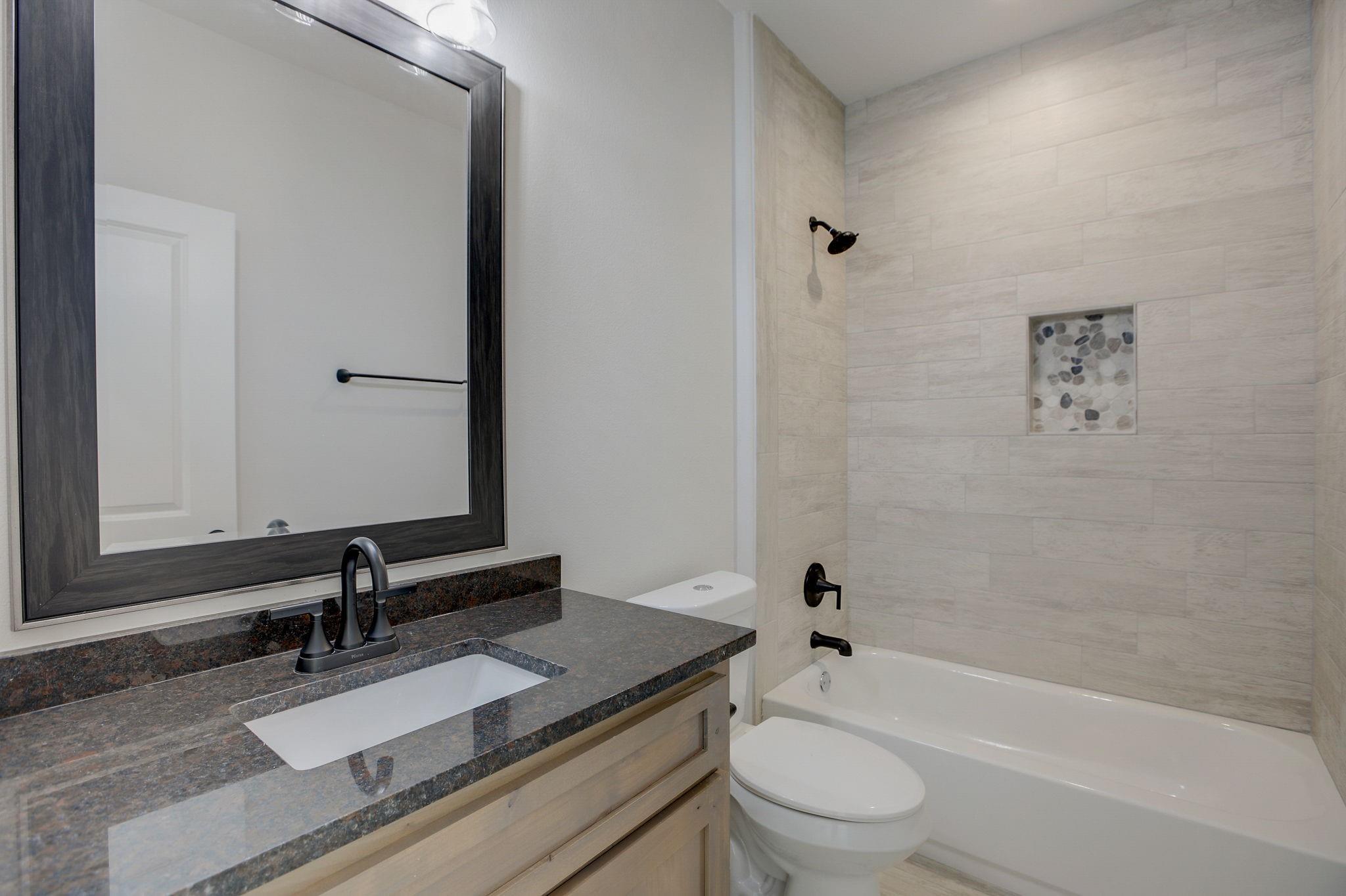 117 Callie St, Smithville, TX 78957