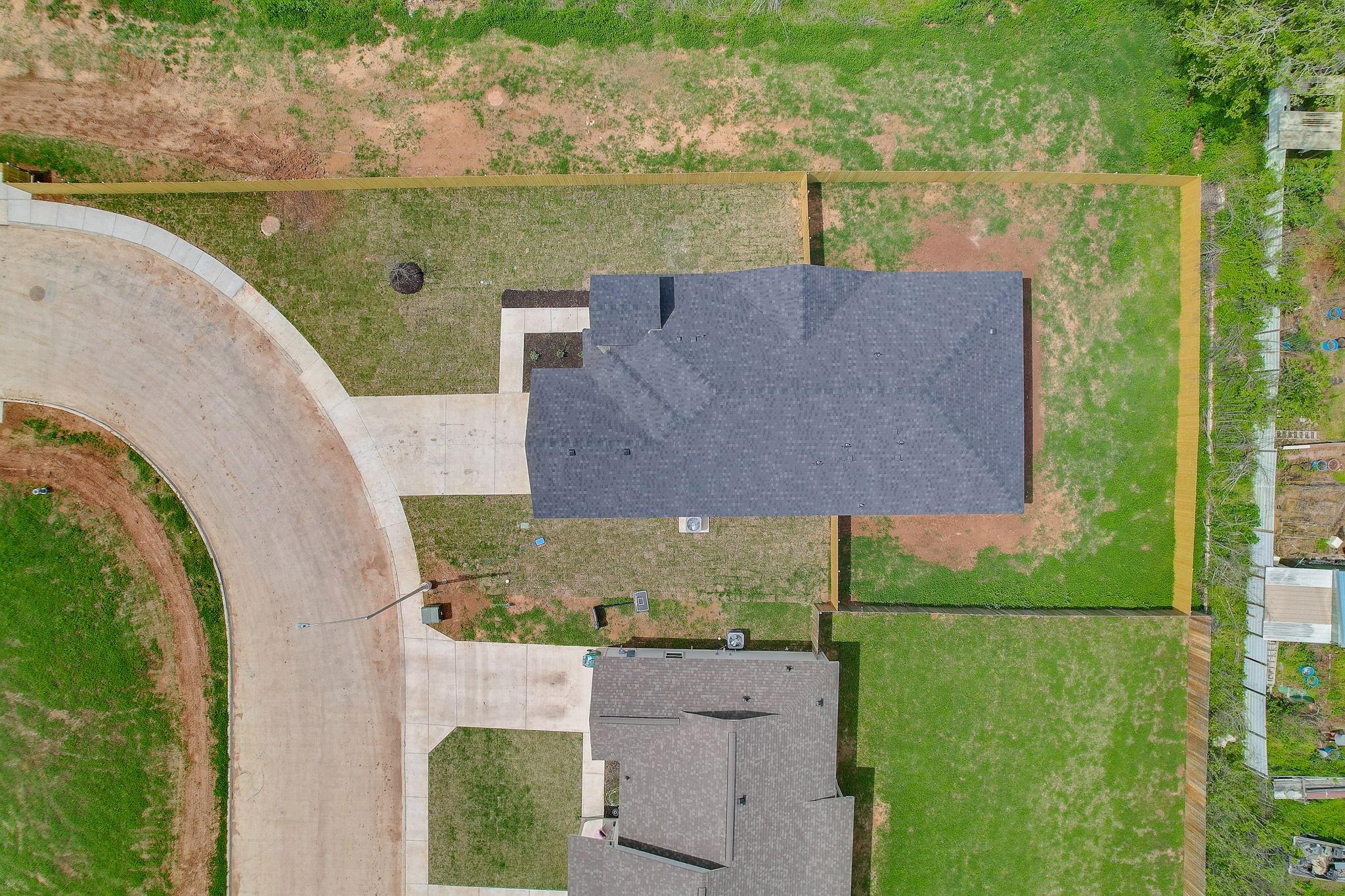 117 Callie St, Smithville, TX 78957