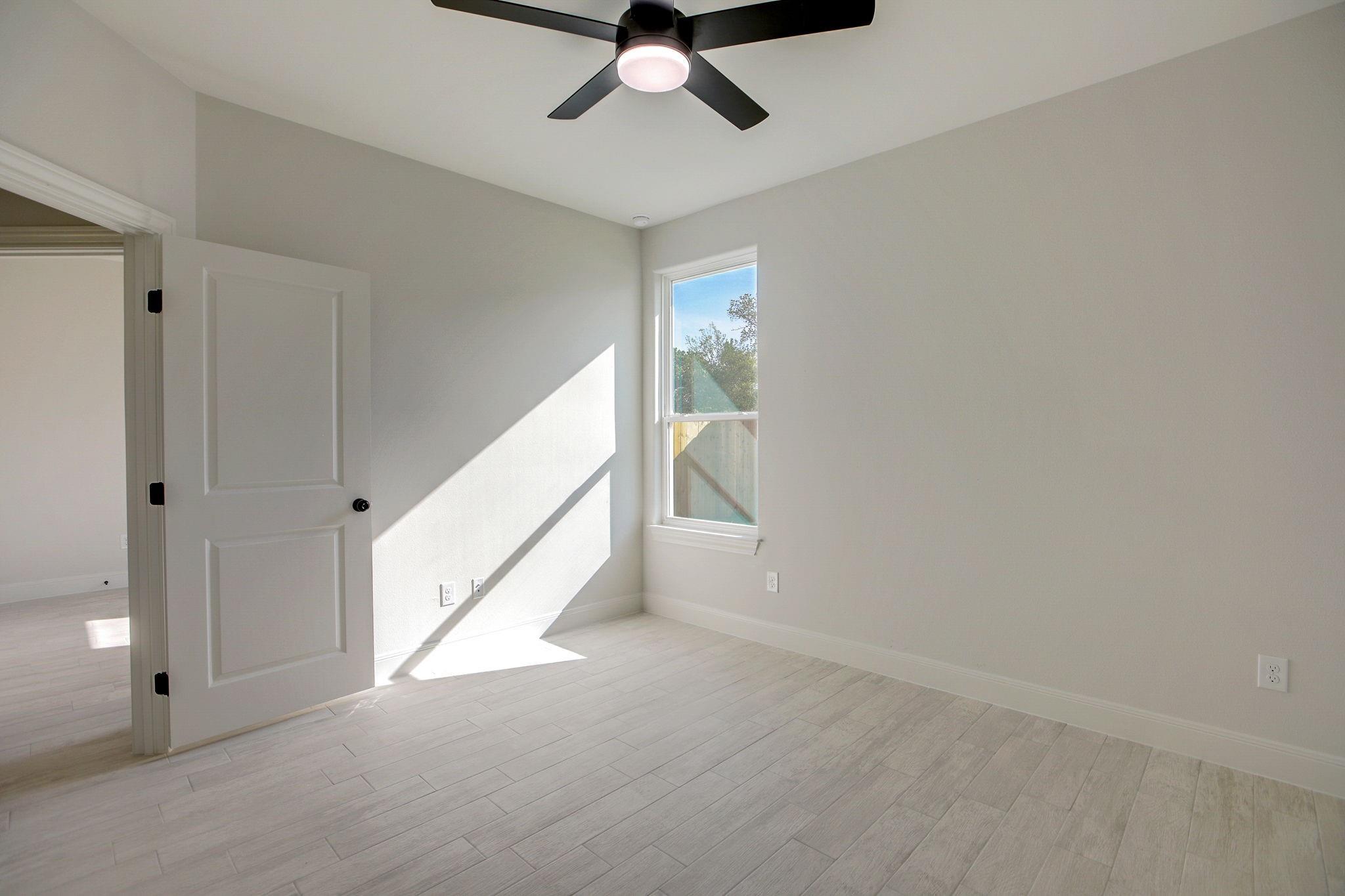 117 Callie St, Smithville, TX 78957