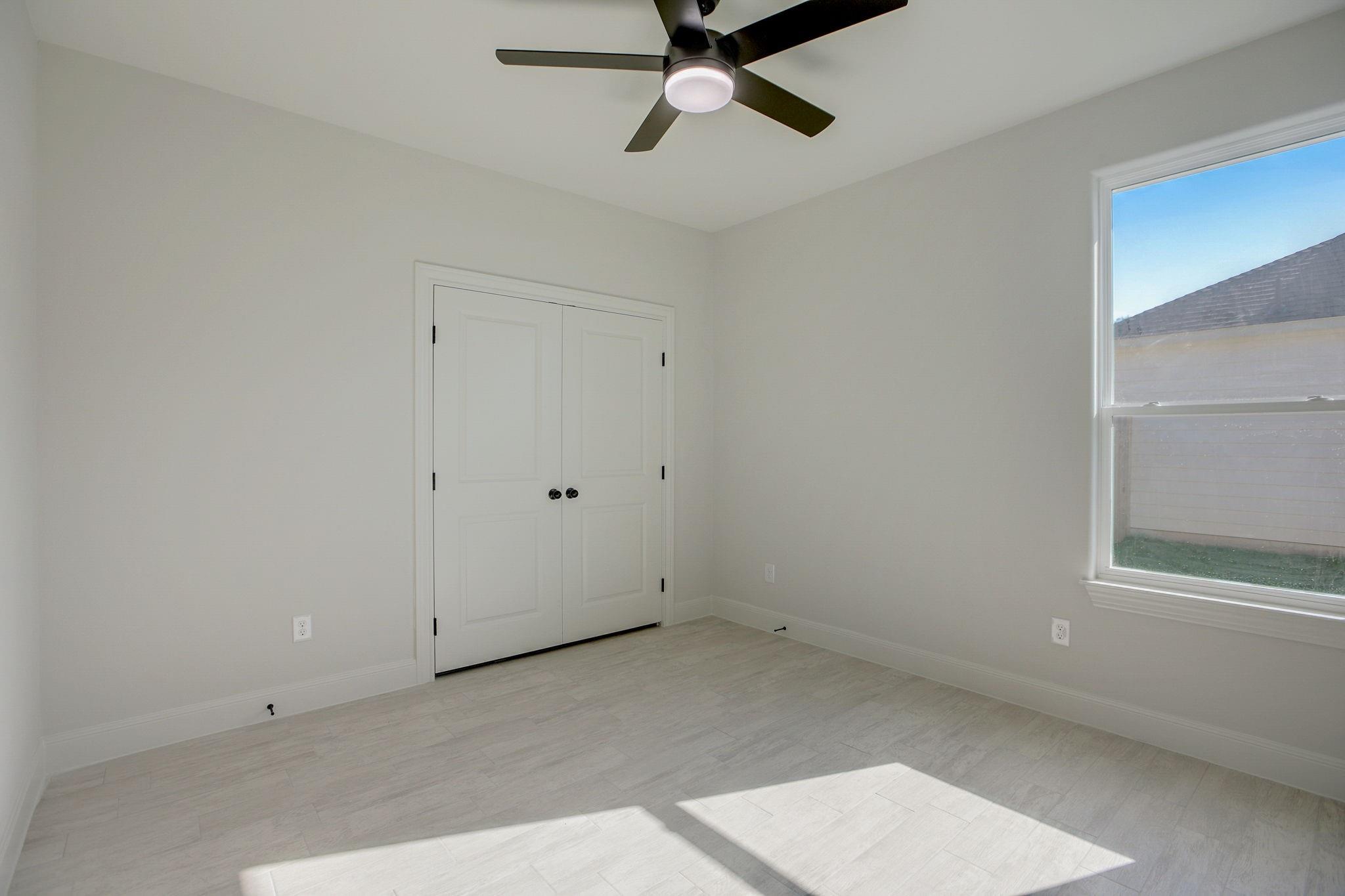 117 Callie St, Smithville, TX 78957