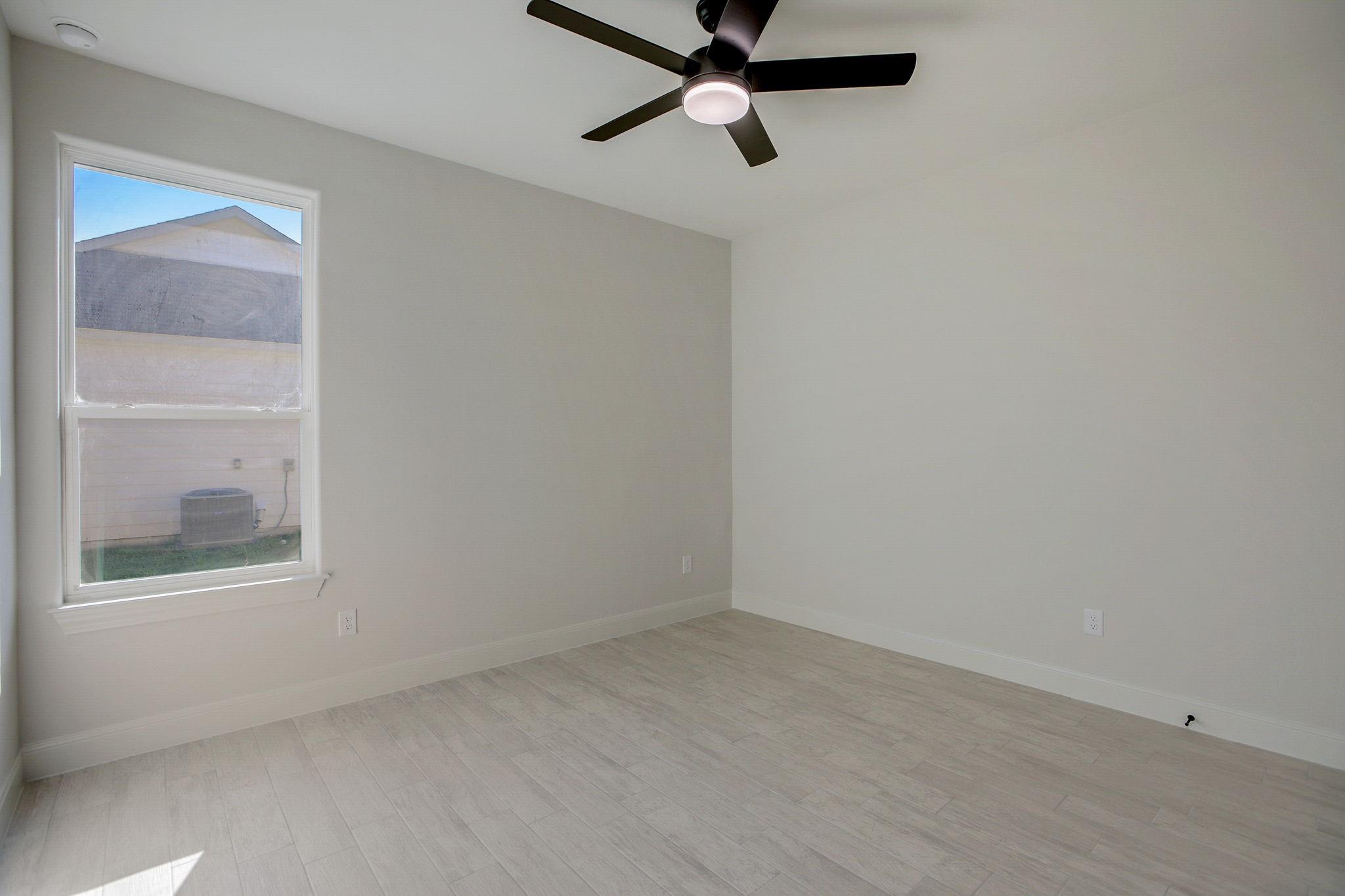 117 Callie St, Smithville, TX 78957