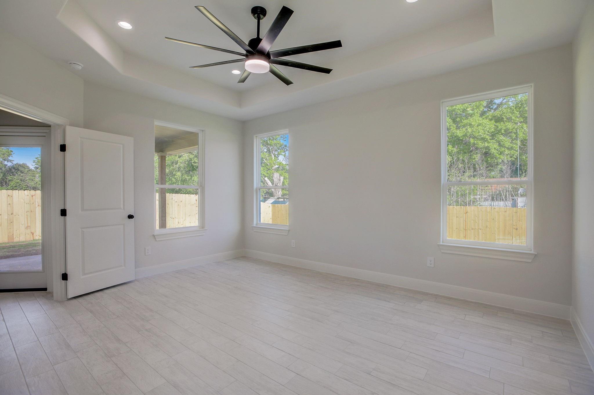 117 Callie St, Smithville, TX 78957