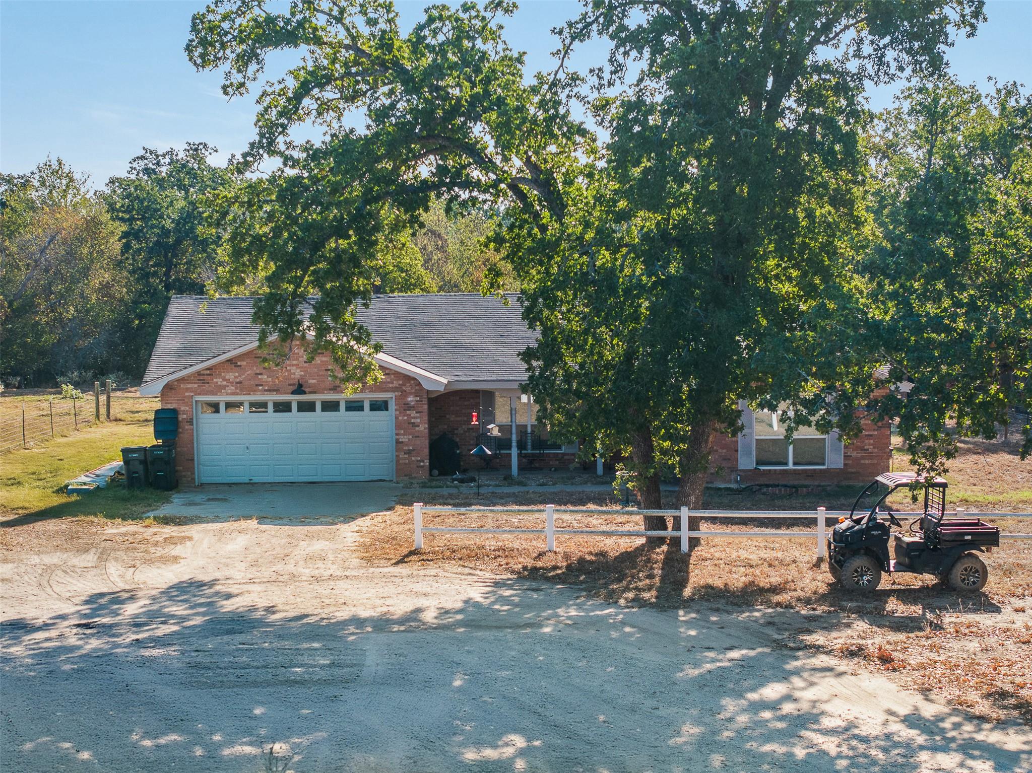 139 Fm 696, Elgin, TX 78621