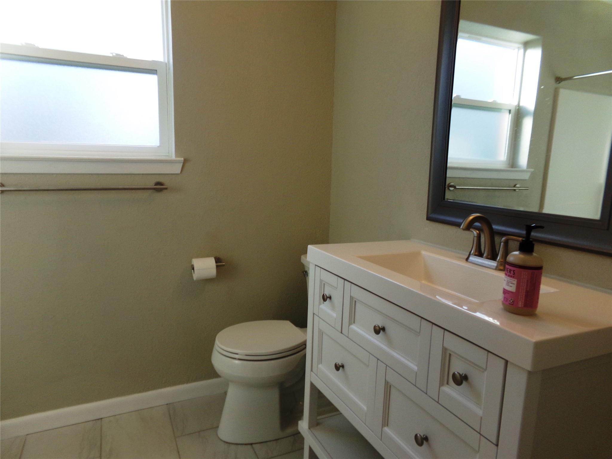 139 Fm 696, Elgin, TX 78621