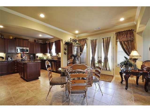 3313 Pine Needle Cir, Round Rock, TX 78681