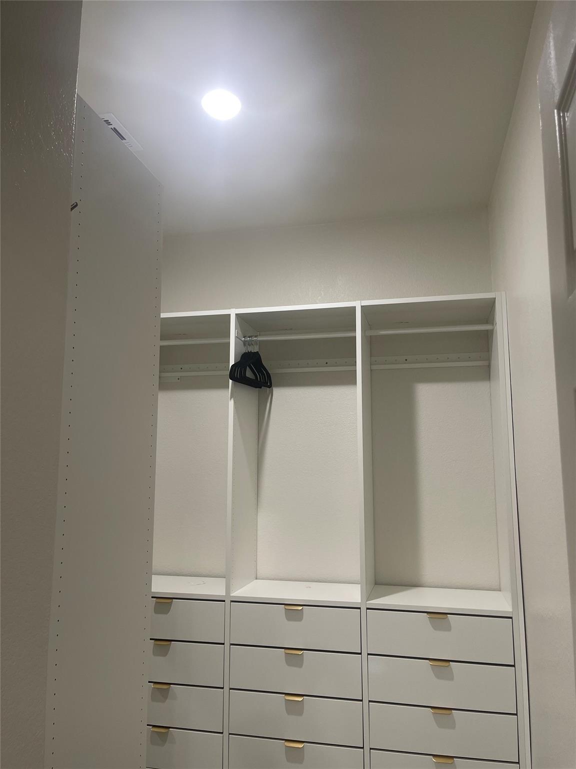 145 Merrick Rd, Georgetown, TX 78628