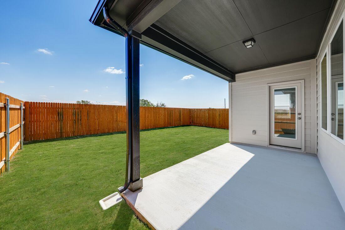 6021 Alfred Acres Dr, Del Valle, TX 78617