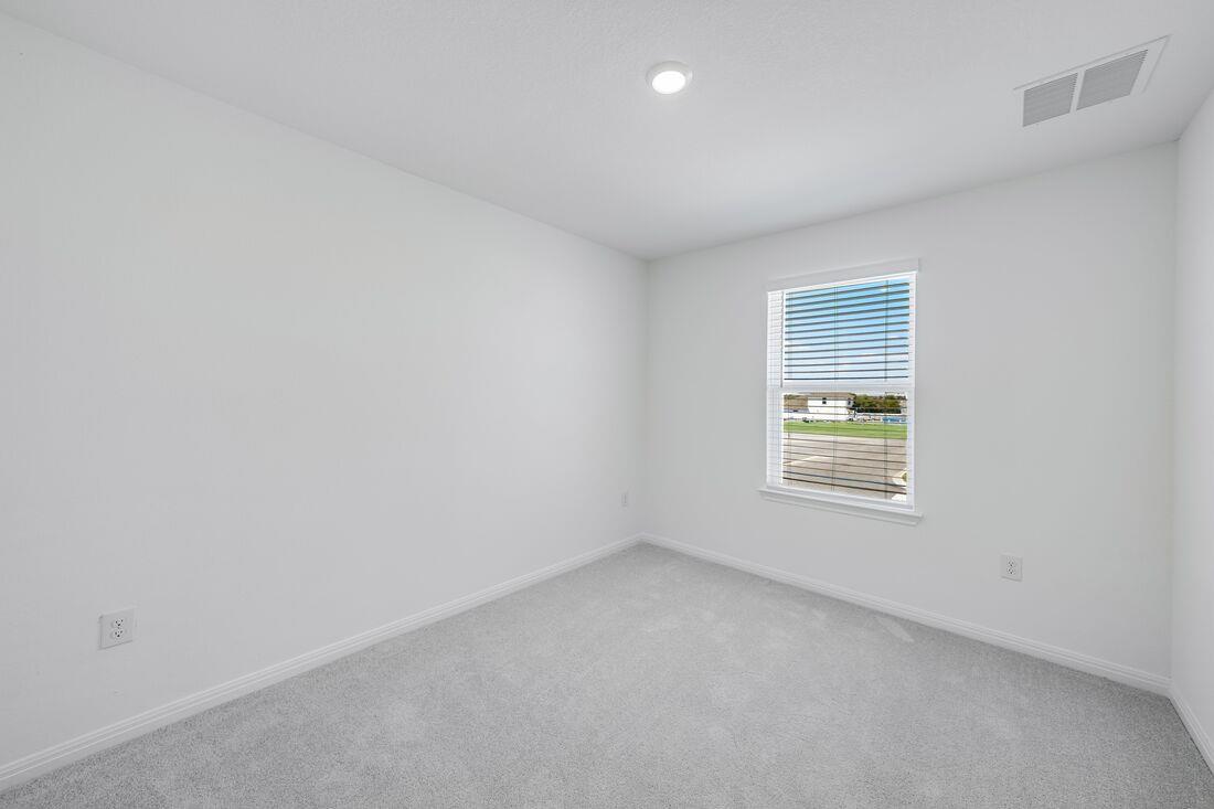 6021 Alfred Acres Dr, Del Valle, TX 78617