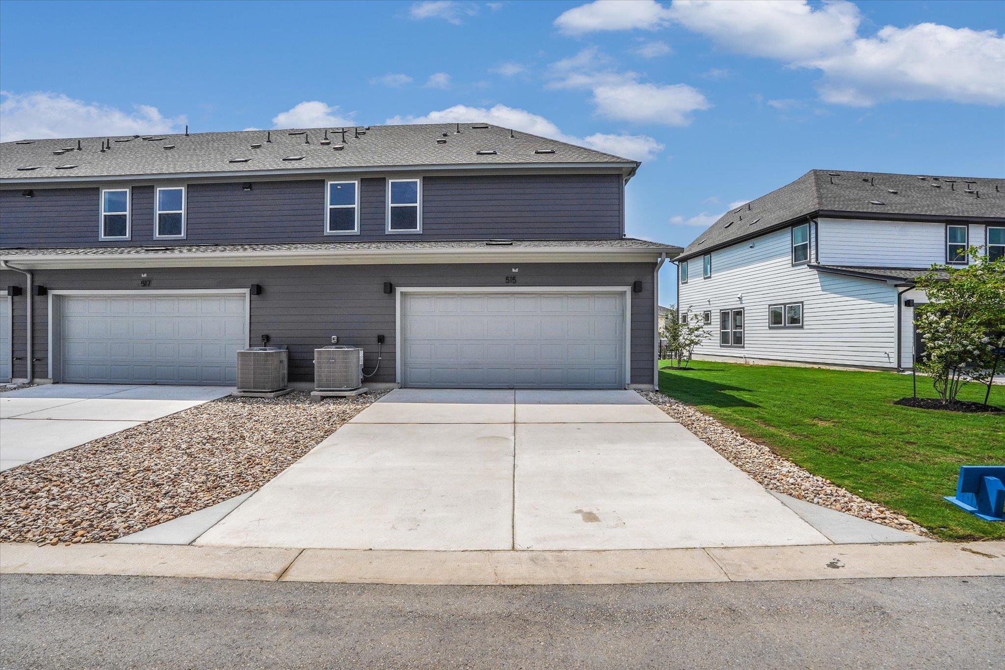 515 Emory Crossing Blvd, Hutto, TX 78634