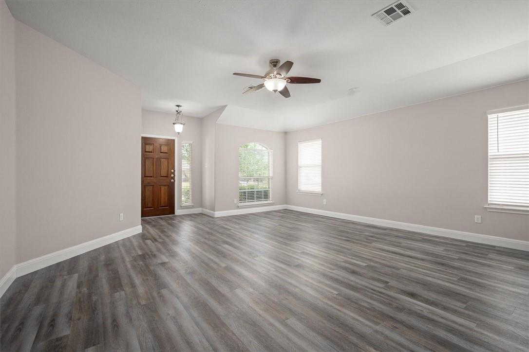 18820 Edinburgh Castle Rd, Pflugerville, TX 78660