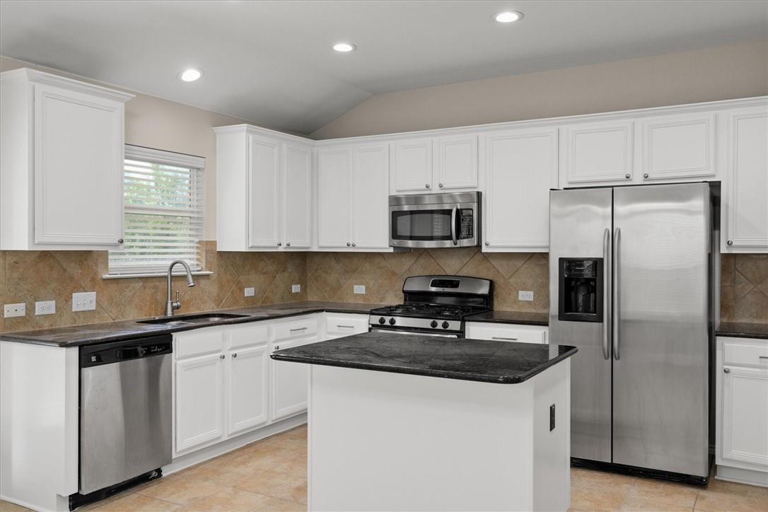 18820 Edinburgh Castle Rd, Pflugerville, TX 78660