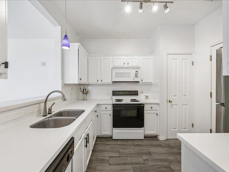 2407 Curry Loop # A, Round Rock, TX 78664