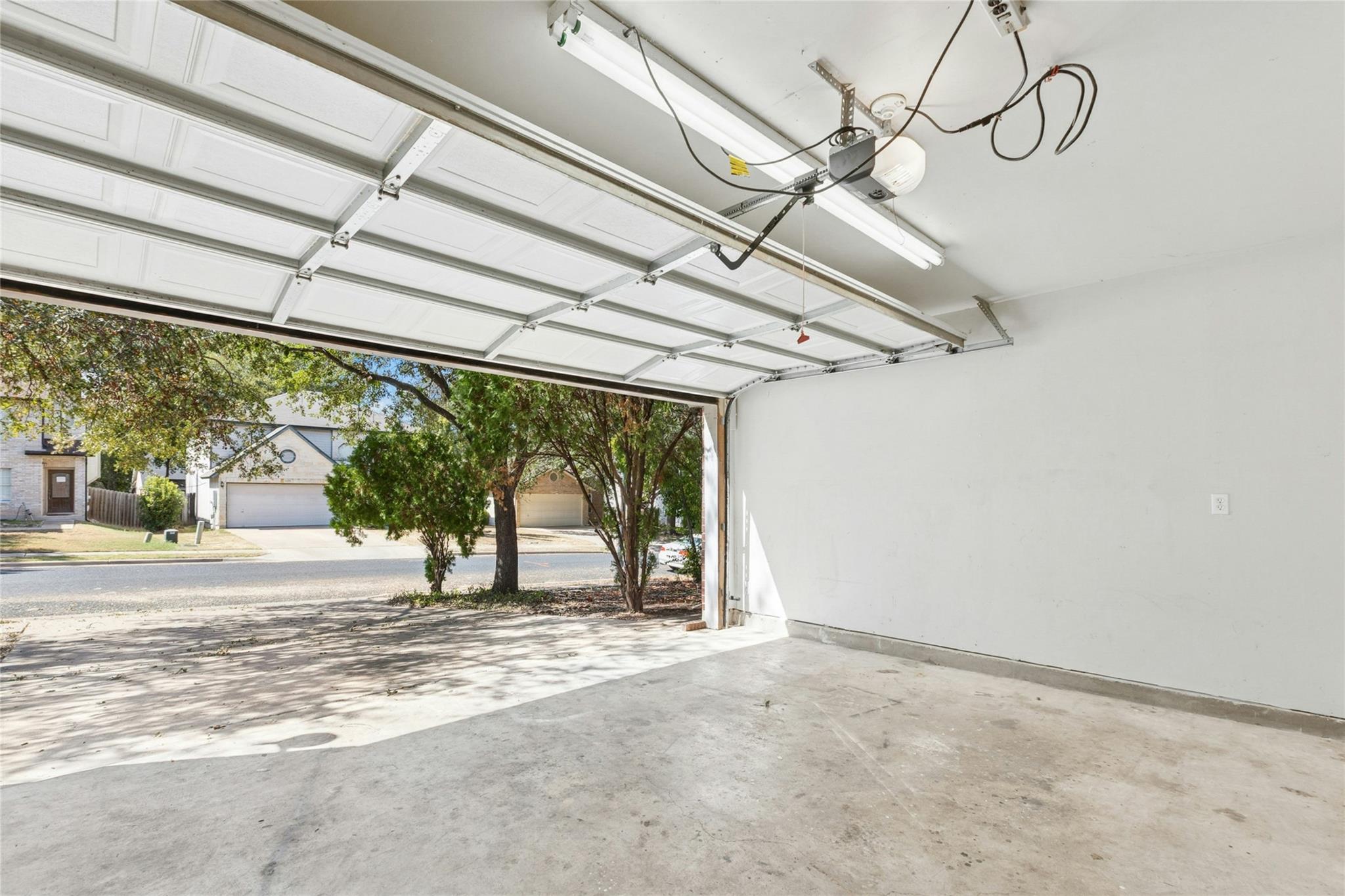 1614 Alazan Cv, Round Rock, TX 78664