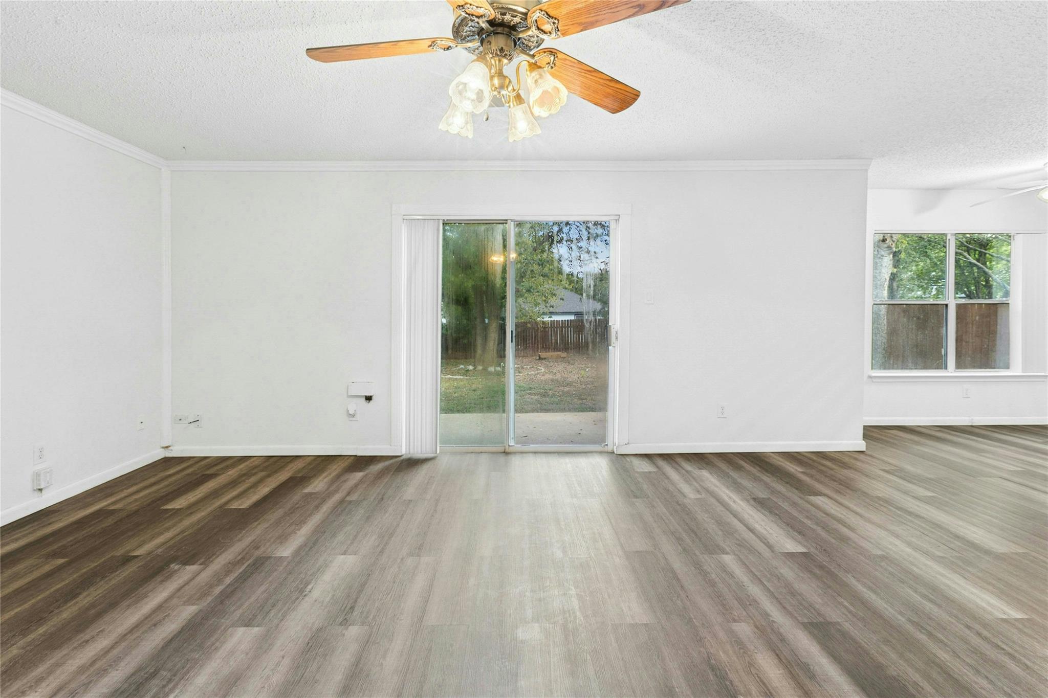 1614 Alazan Cv, Round Rock, TX 78664