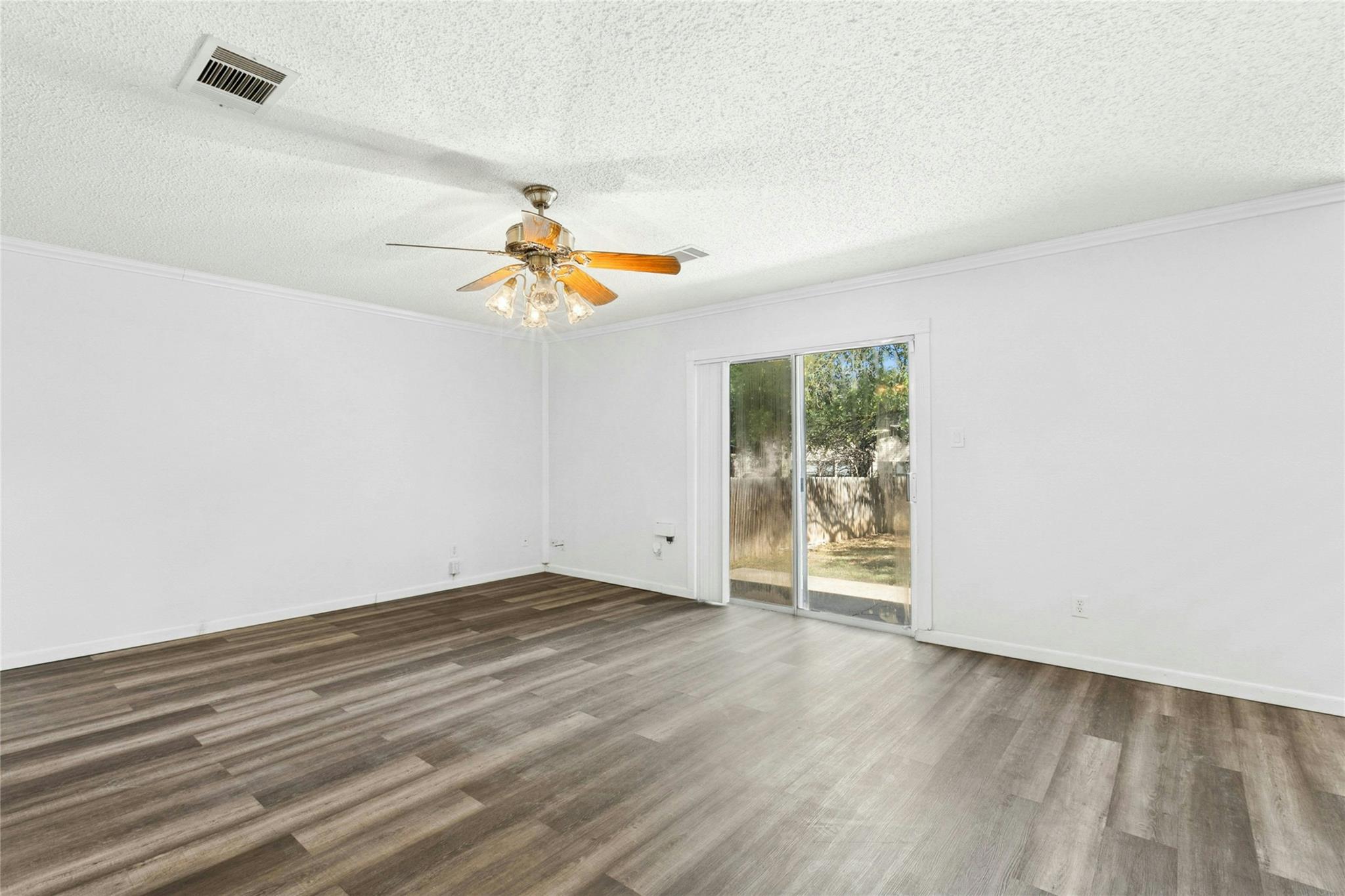 1614 Alazan Cv, Round Rock, TX 78664