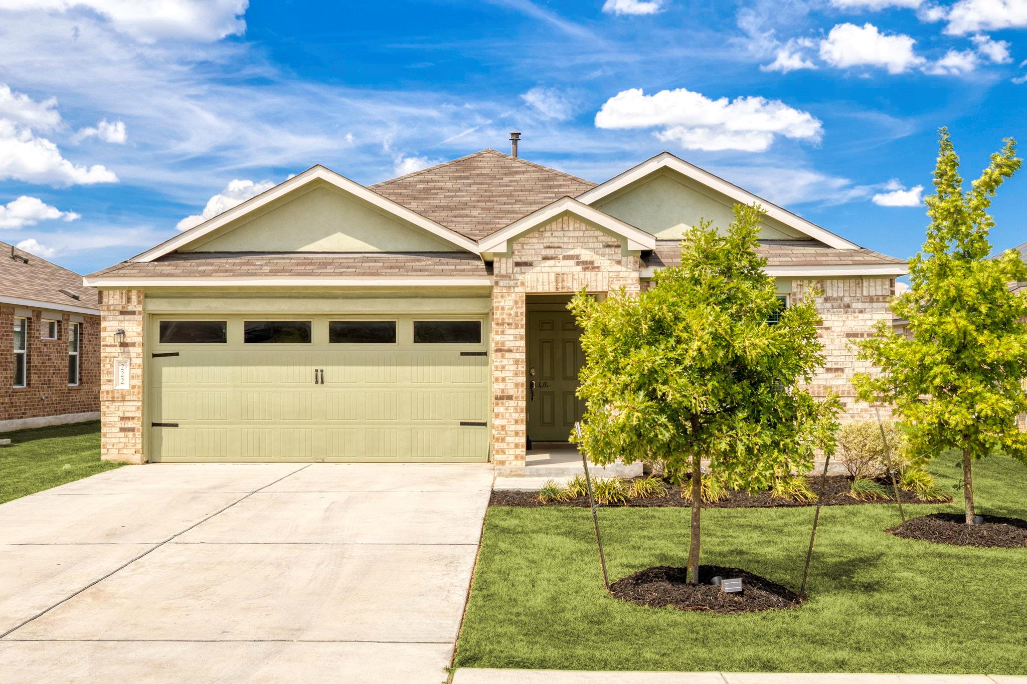 222 Escondido Cir, San Marcos, TX 78666