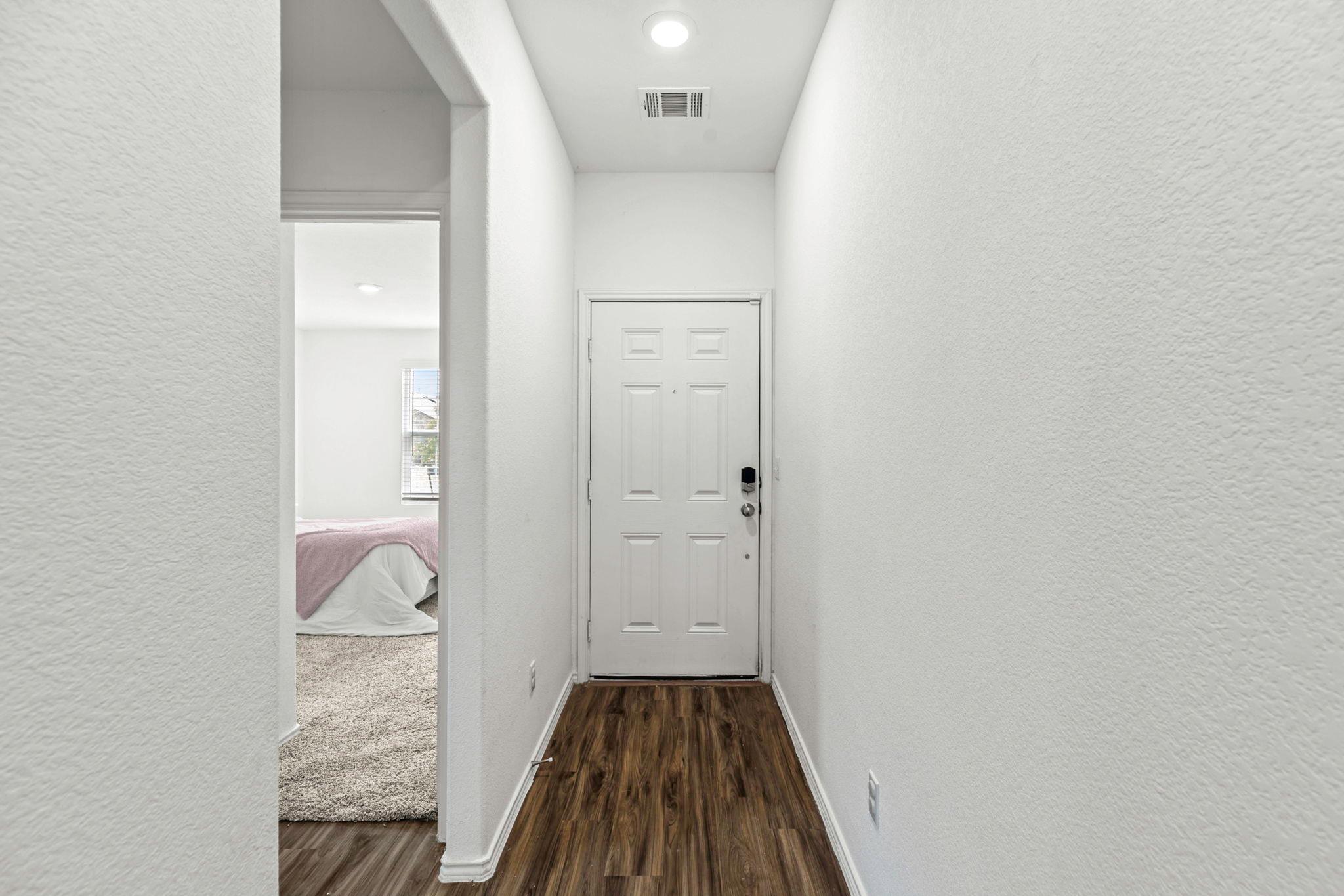 222 Escondido Cir, San Marcos, TX 78666