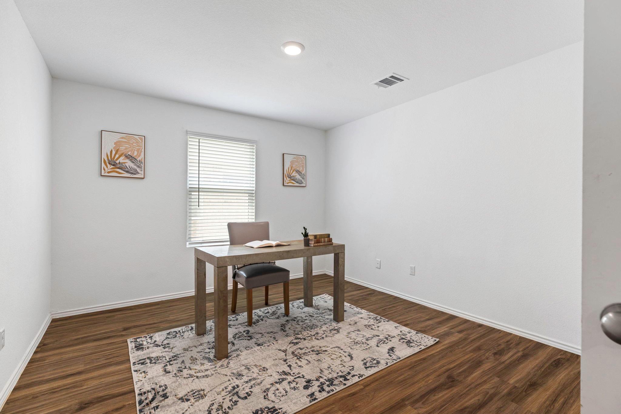 222 Escondido Cir, San Marcos, TX 78666