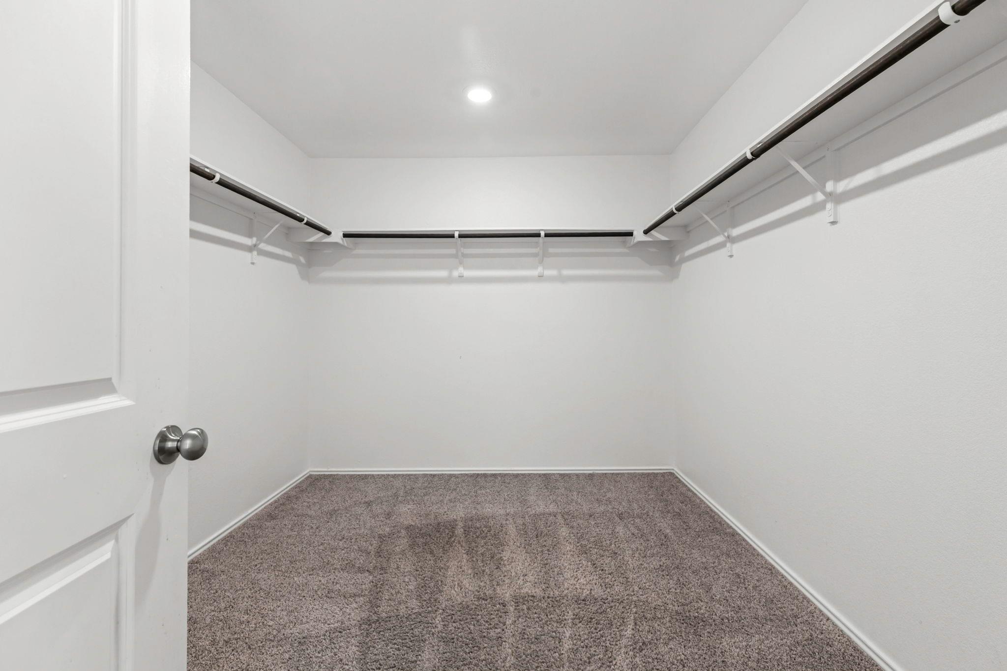 222 Escondido Cir, San Marcos, TX 78666